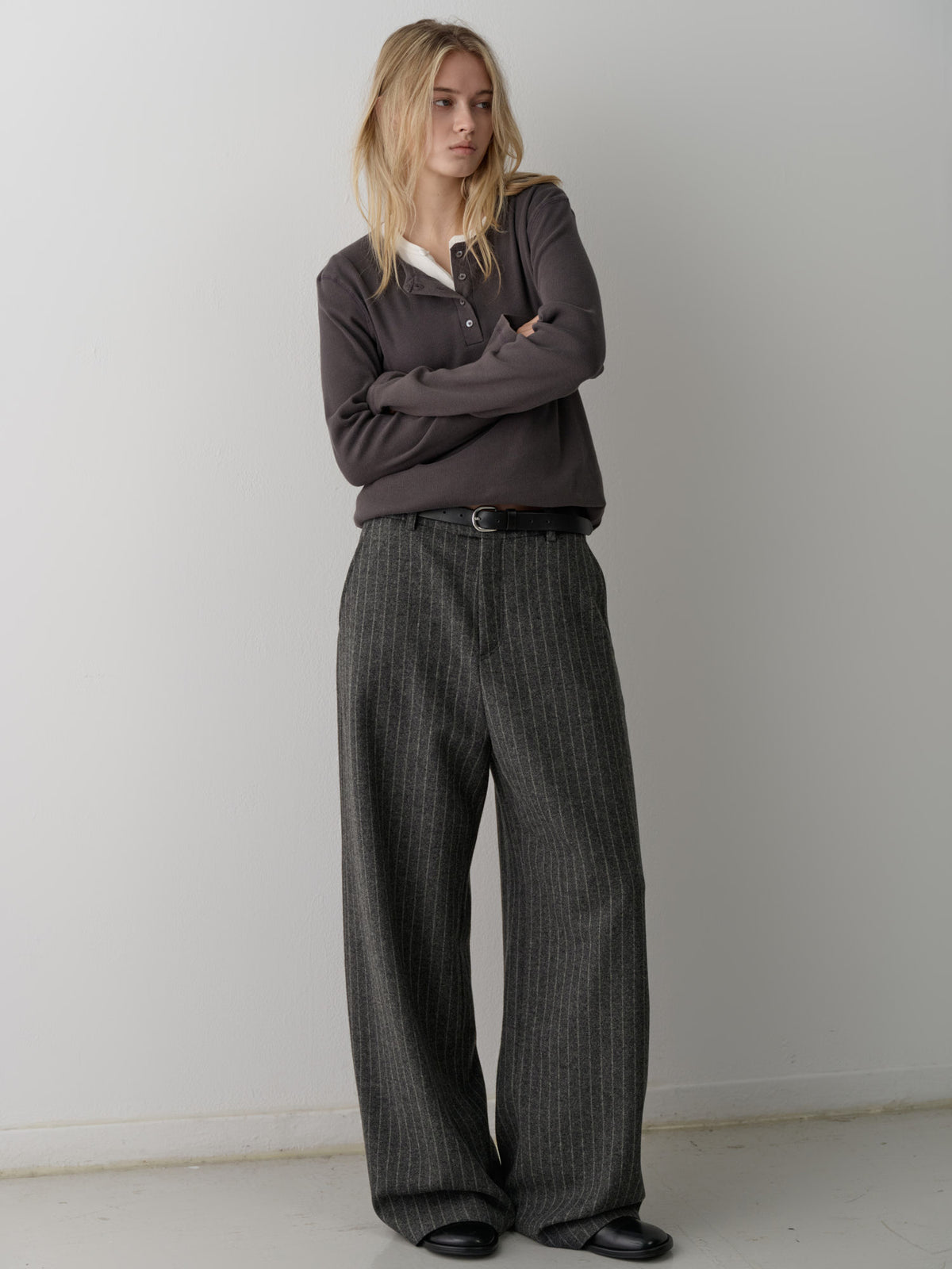Relaxed Stripe Wool Pants_charcoal