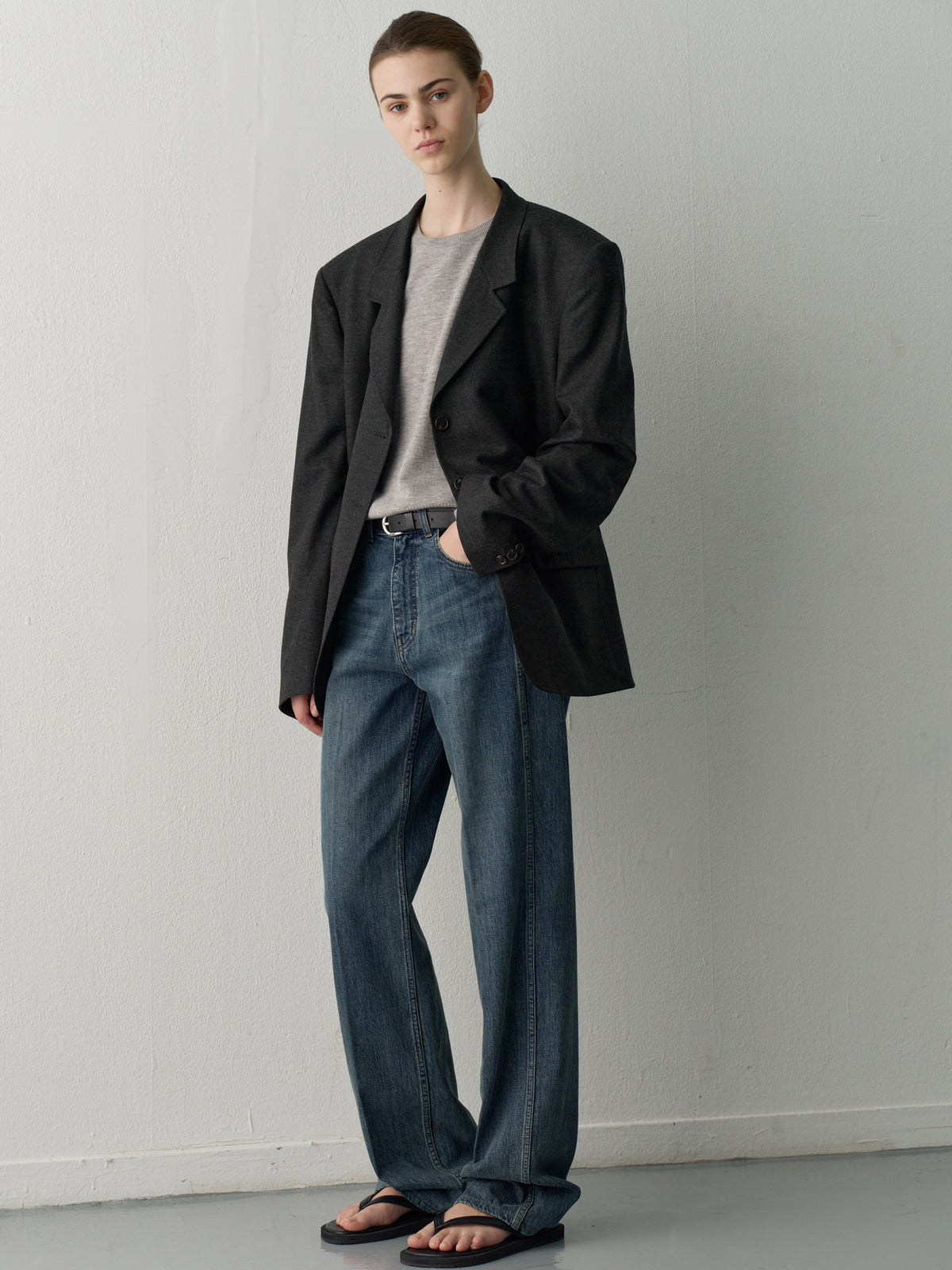 Timeless 3-Button Jacket_dark charcoal