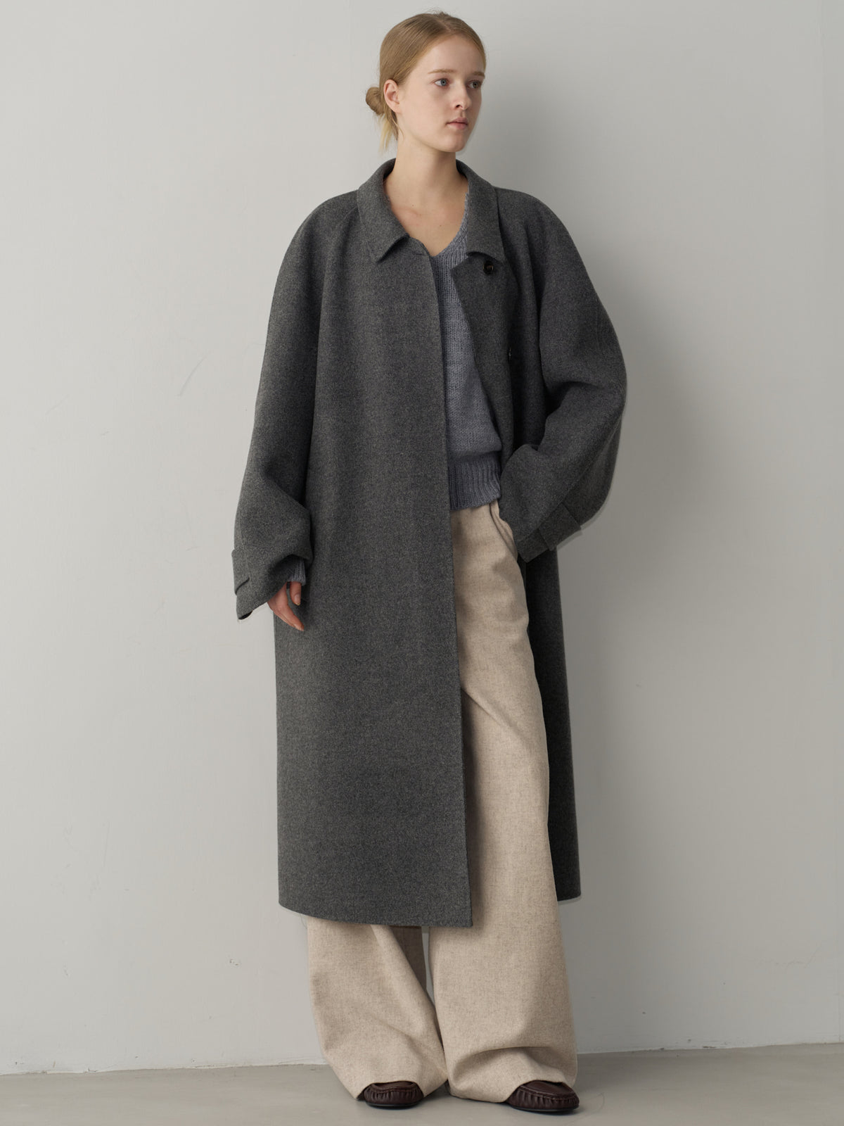 Textured V-neck Knit_grey blue