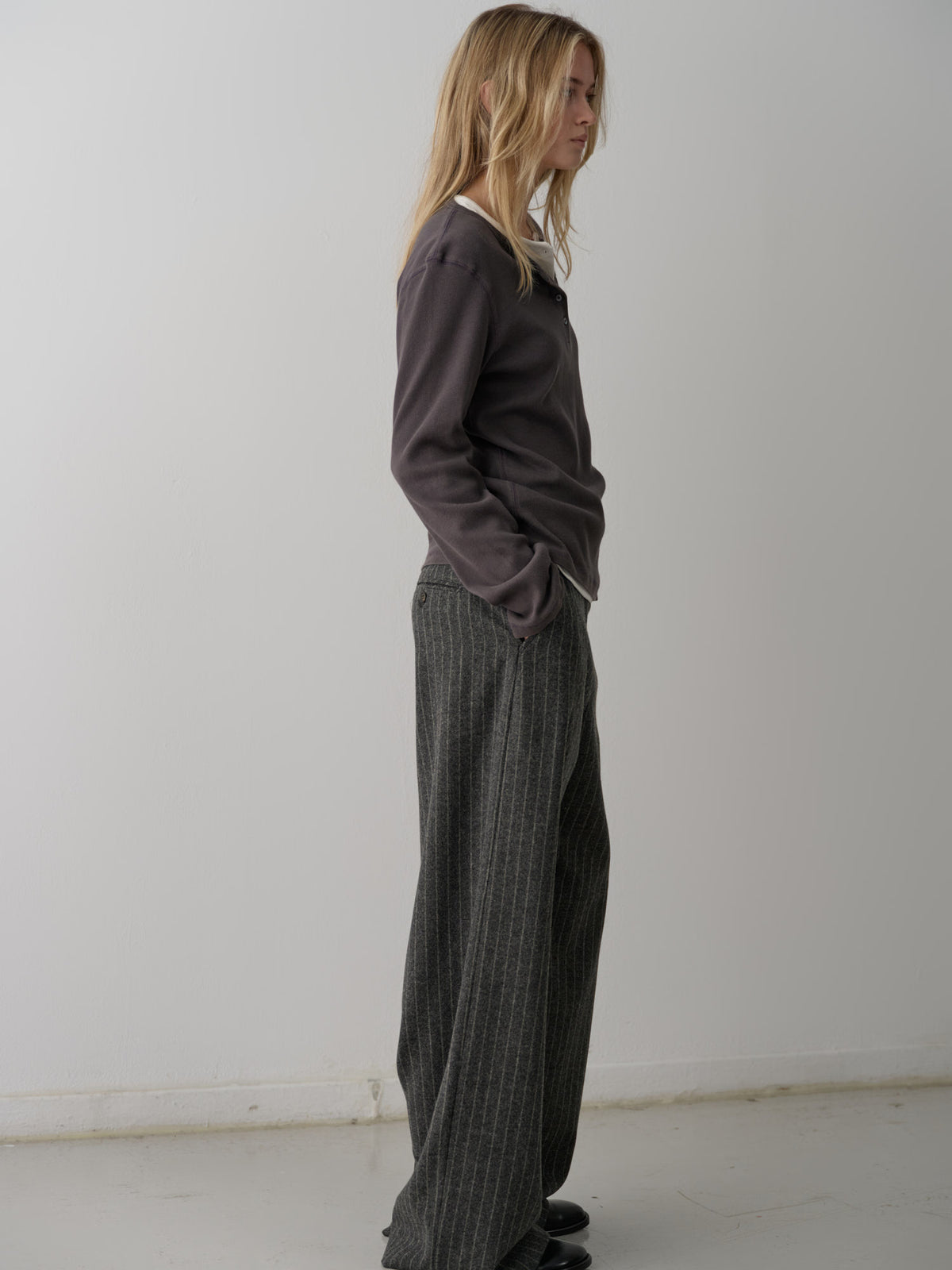 Relaxed Stripe Wool Pants_charcoal