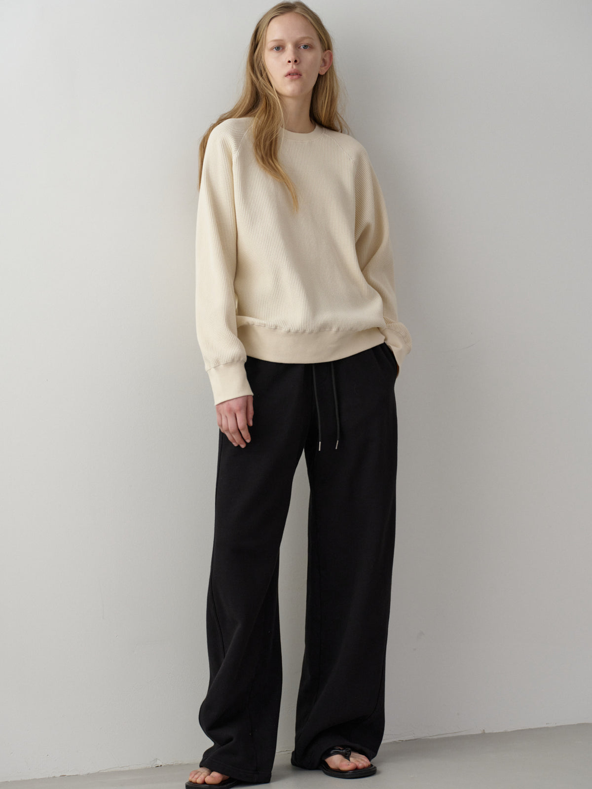 Curved Sweat Pants_black