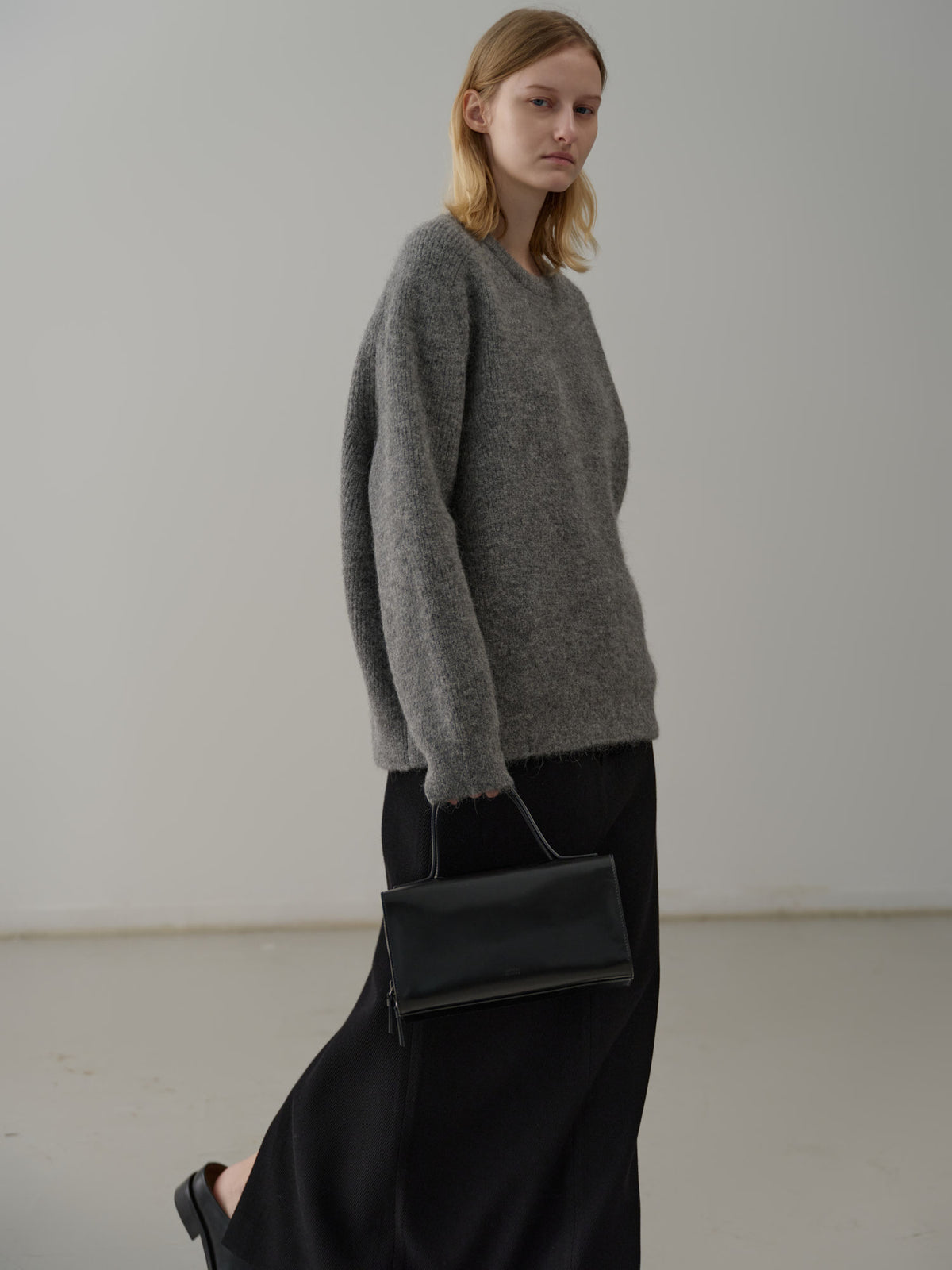 Alpaca Pullover Sweater_charcoal