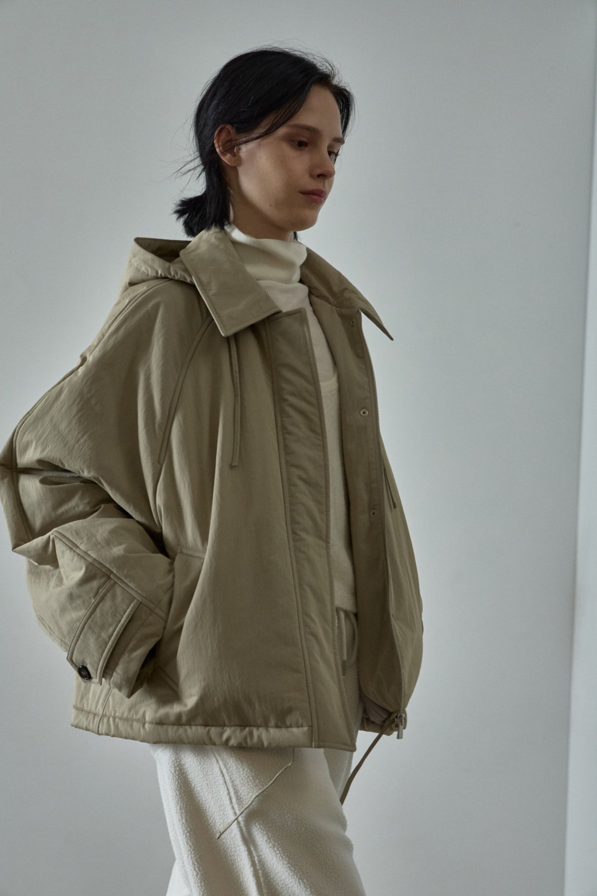 Minimal Hooded Padded Jacket_beige