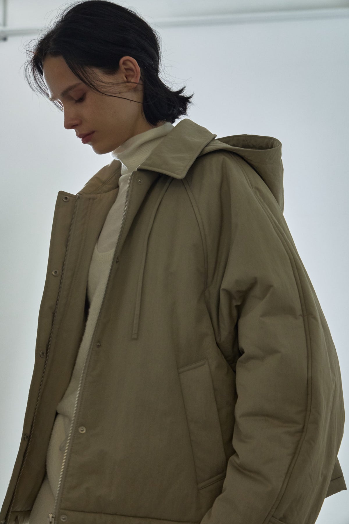 Minimal Hooded Padded Jacket_beige
