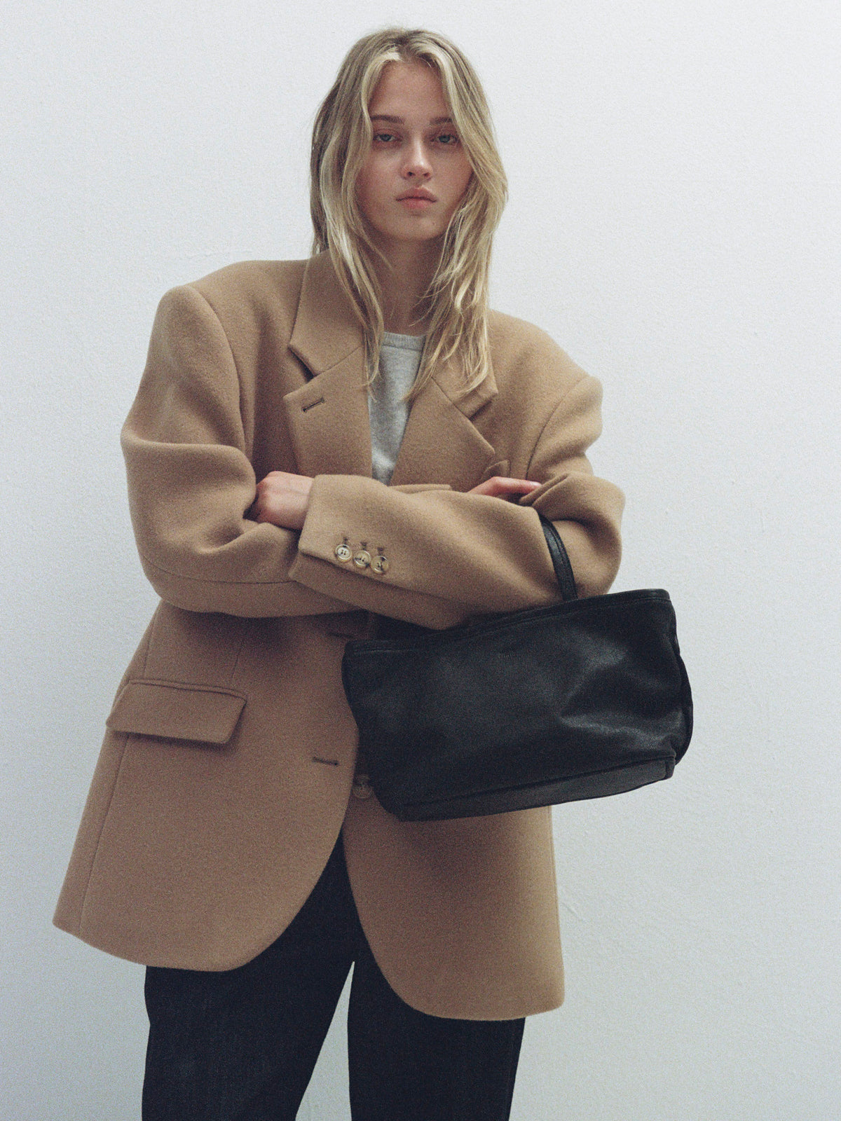 Breeze Washed Leather Tote Bag_Black