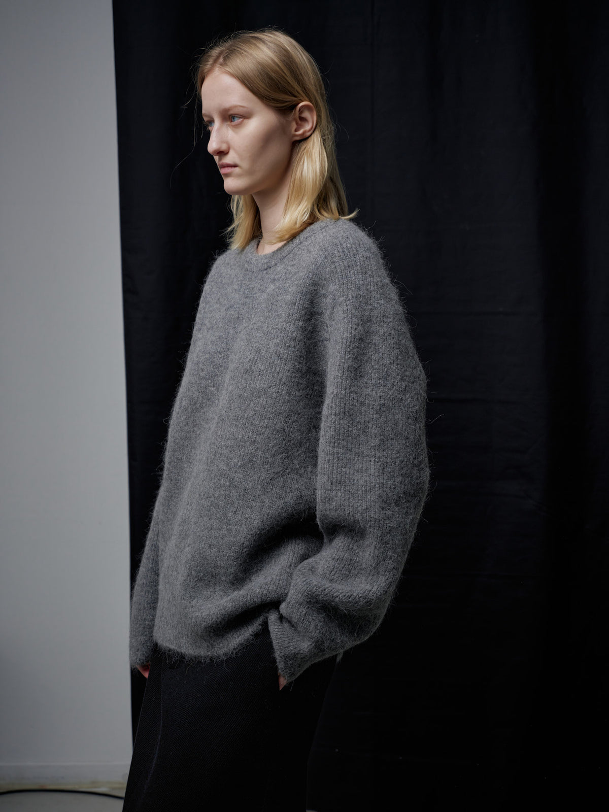 Alpaca Pullover Sweater_charcoal