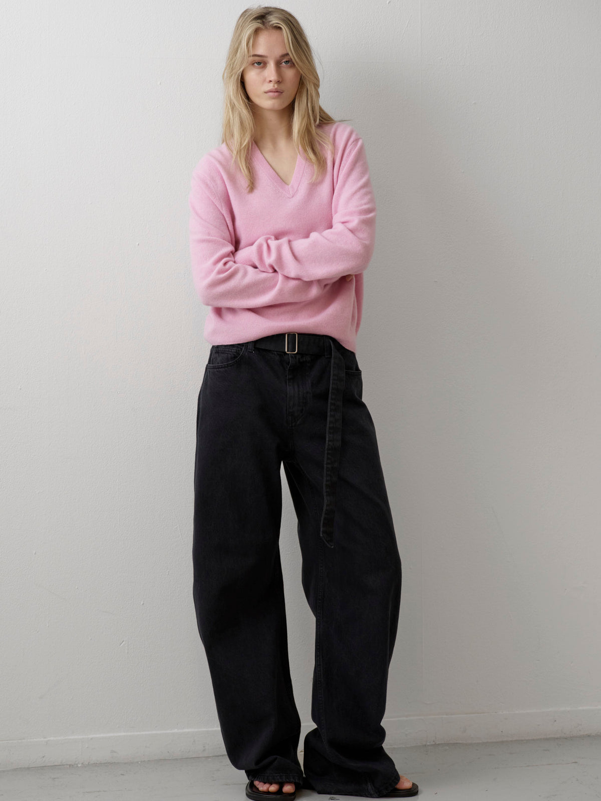 Essential V-neck Knit_fog pink