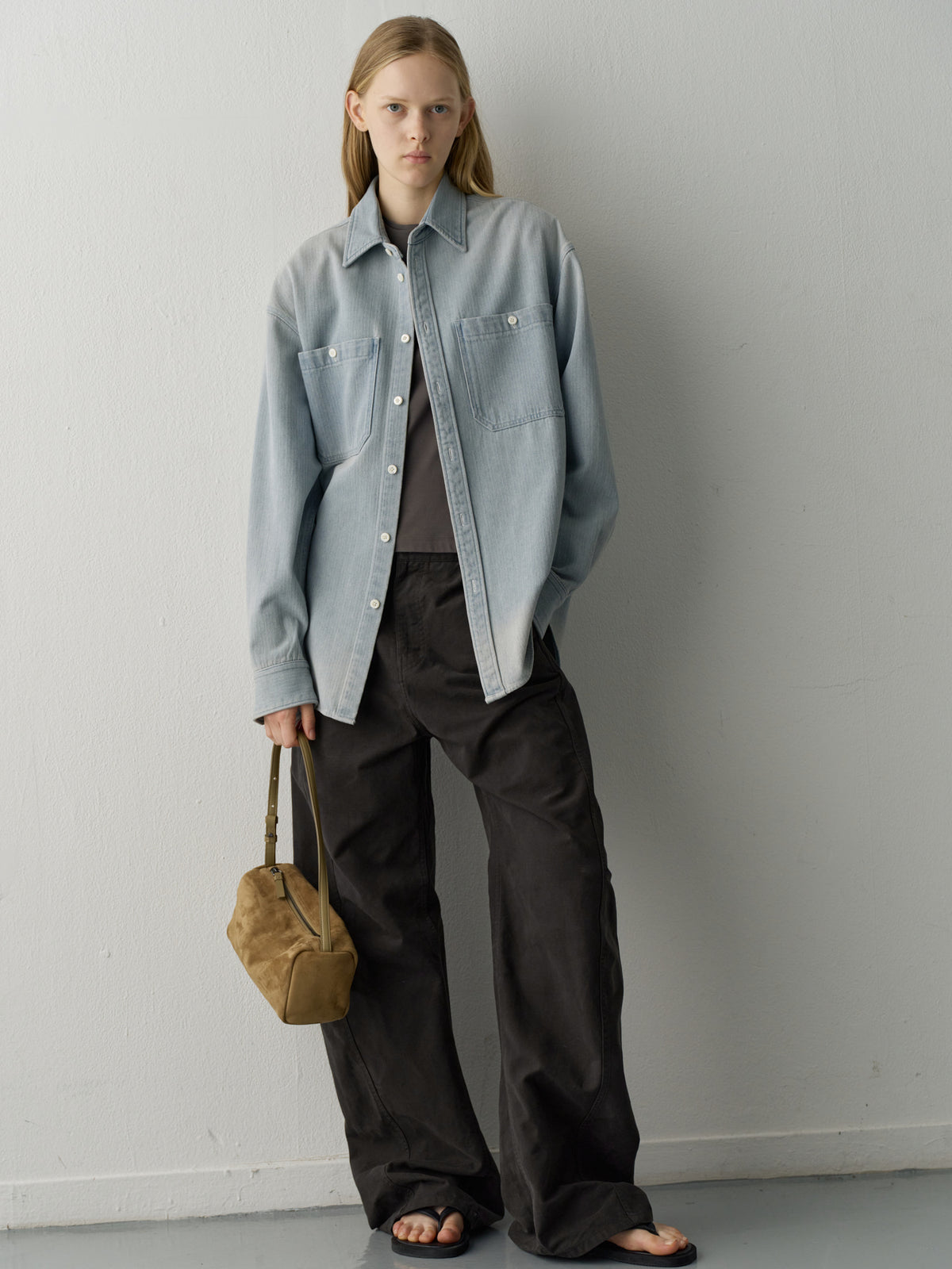Out-Pocket Denim Shirt_light indigo