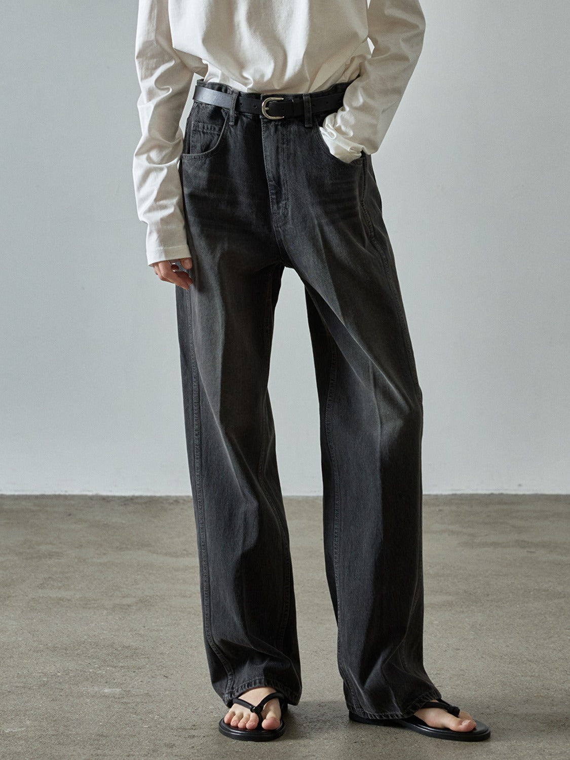 Classic Jeans_faded black