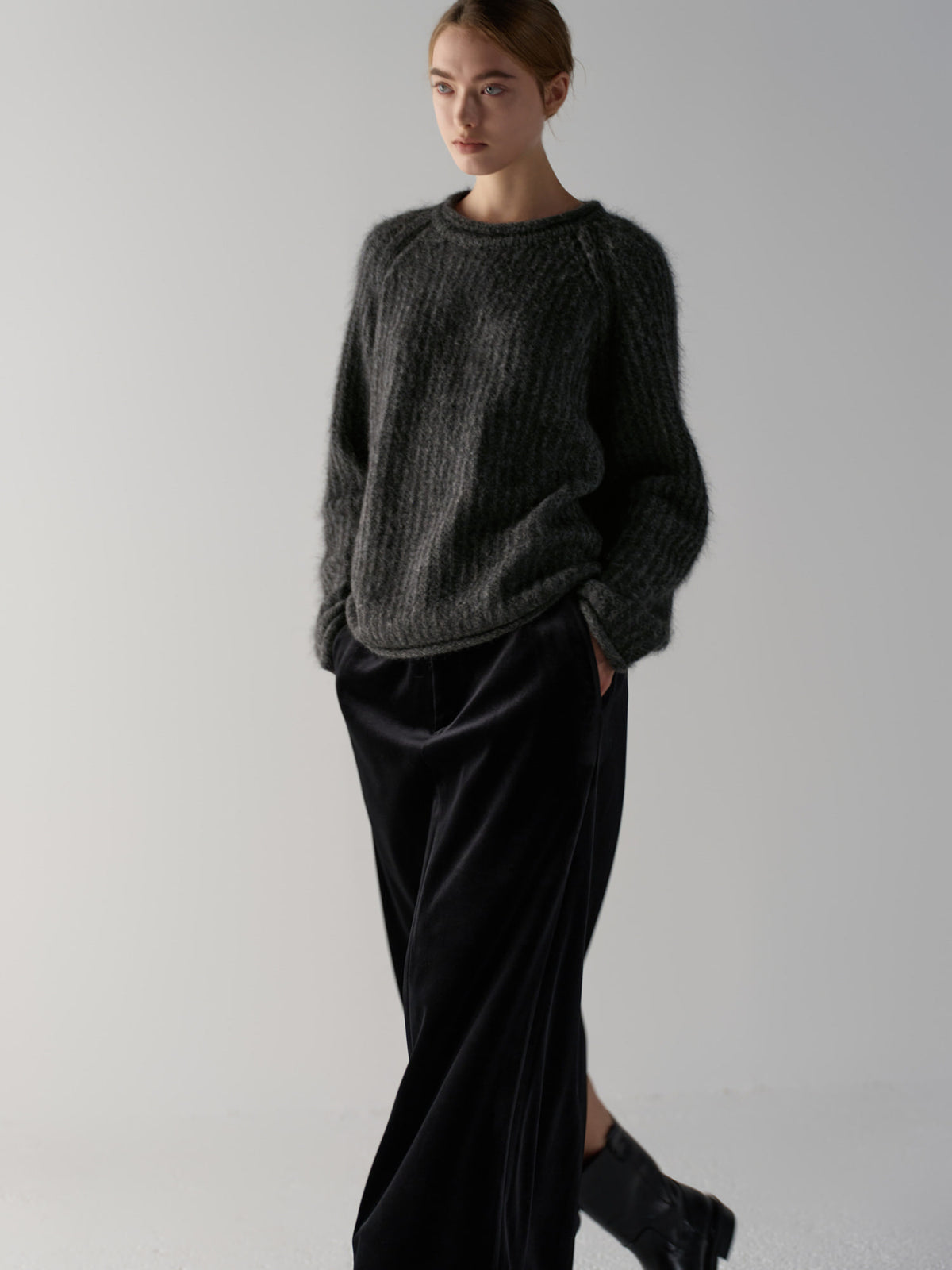 Velvet Maxi Skirt_black