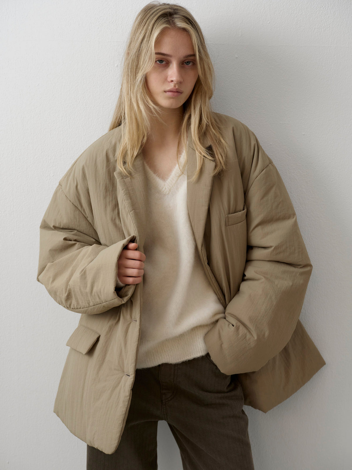 Padded Curved-Sleeve Blazer_mocha