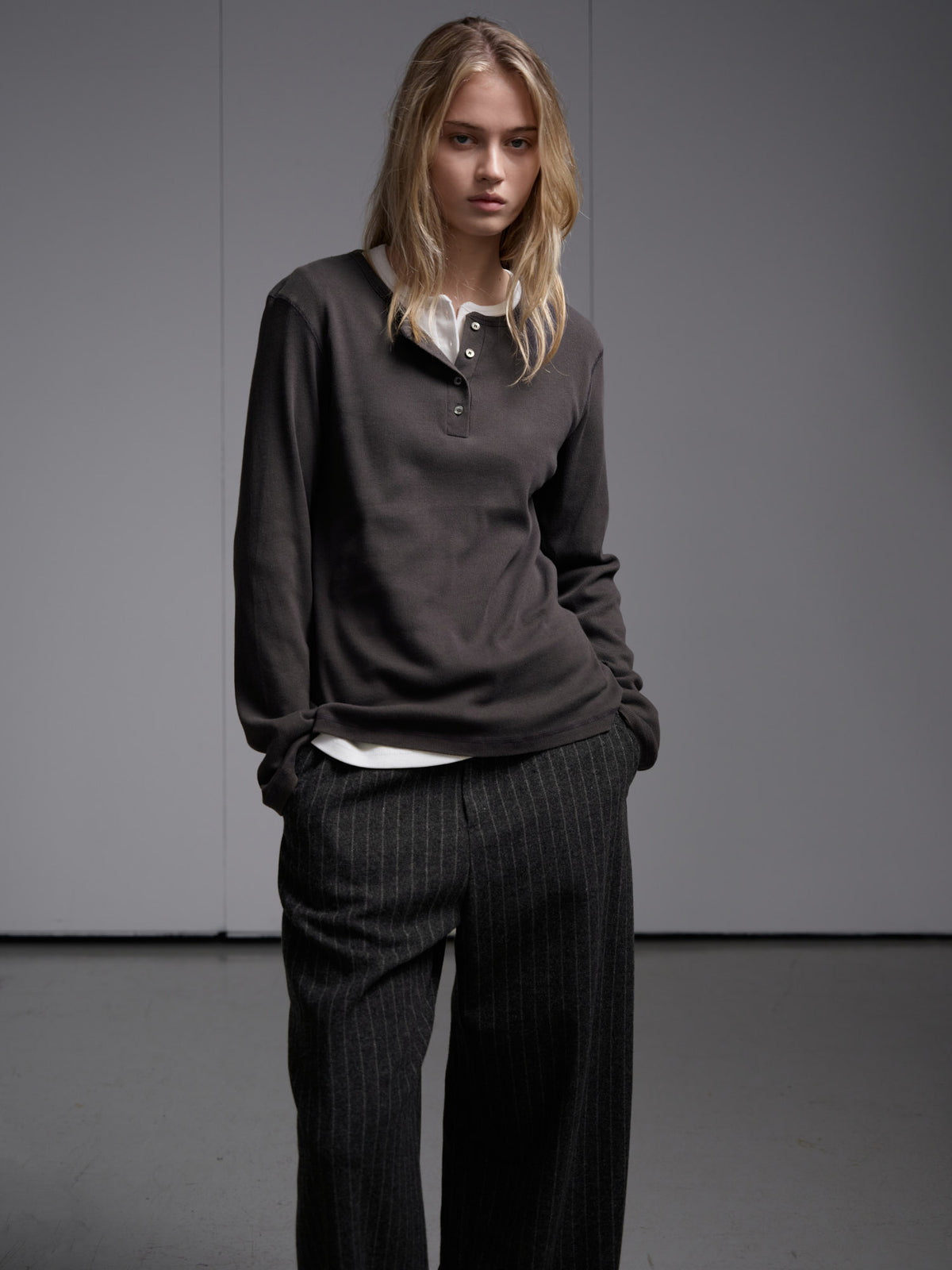 Relaxed Stripe Wool Pants_charcoal