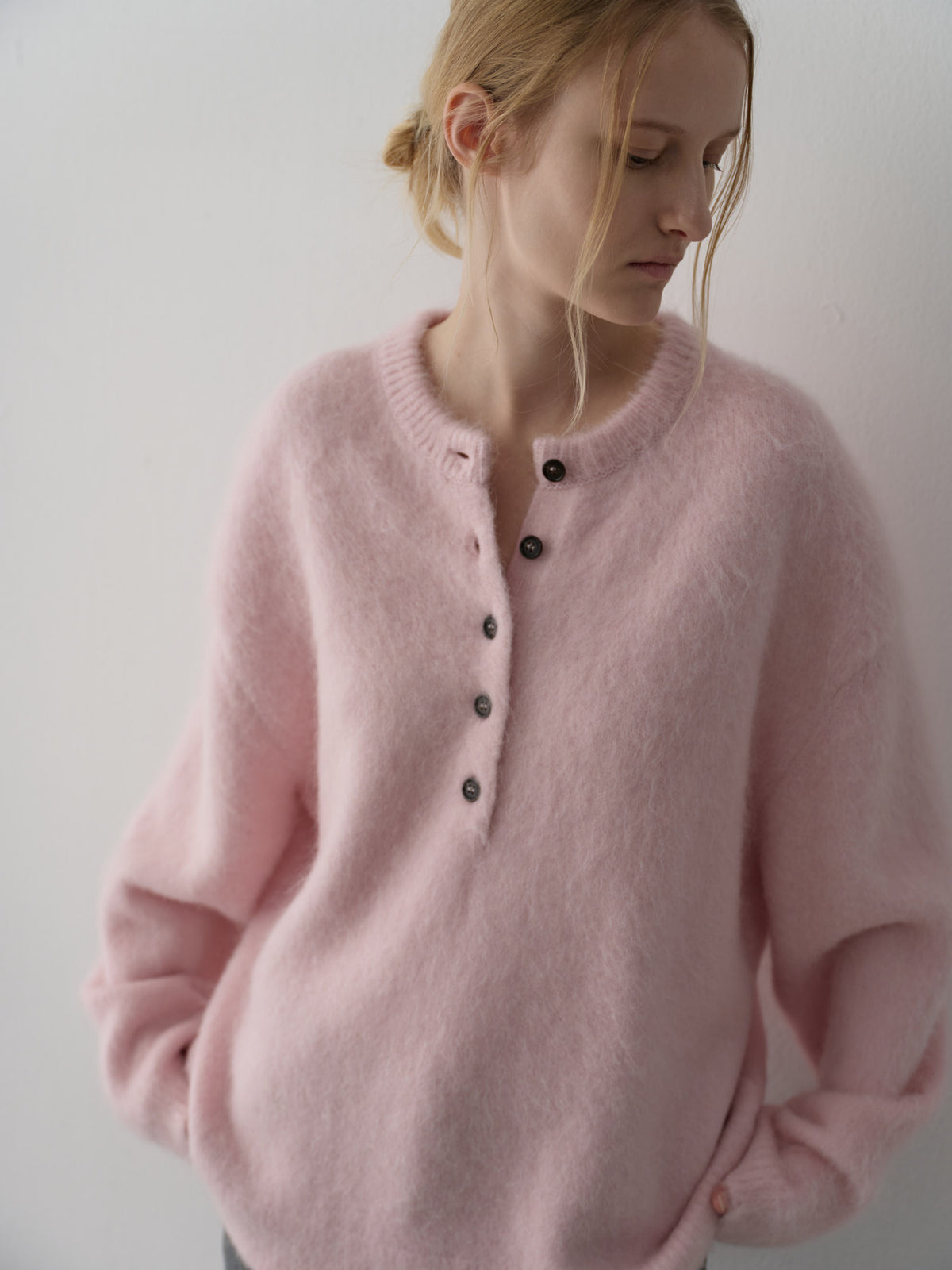Alpaca Henley Neck Sweater_pink