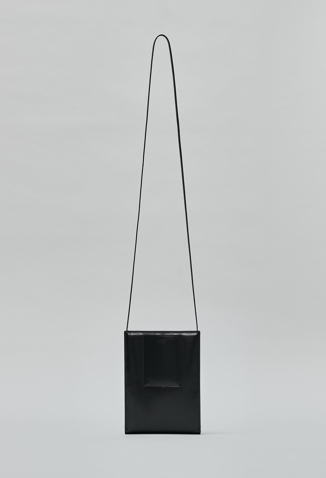 Classic Passport Bag_black