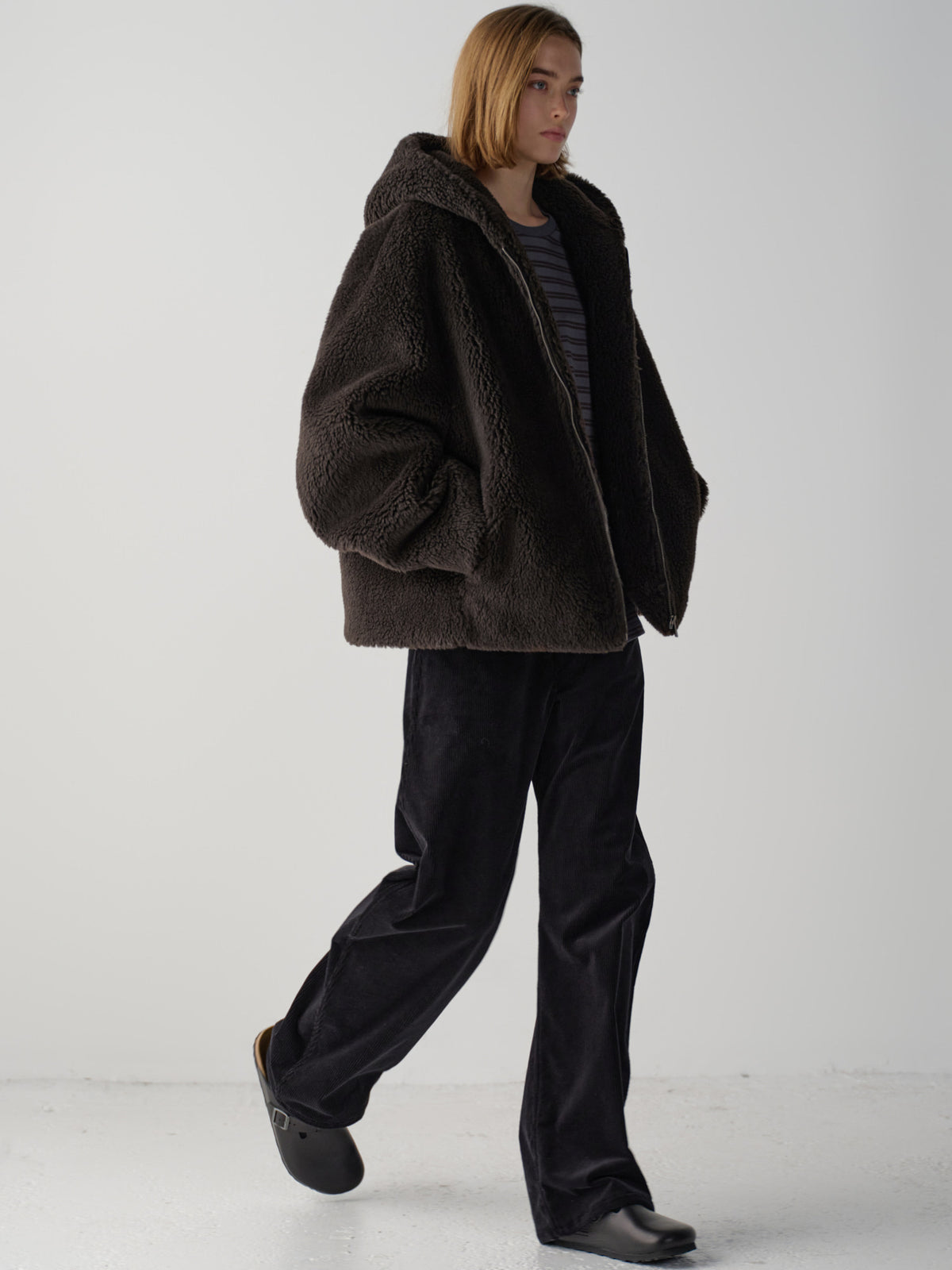 Lambswool hooded jumper_brown