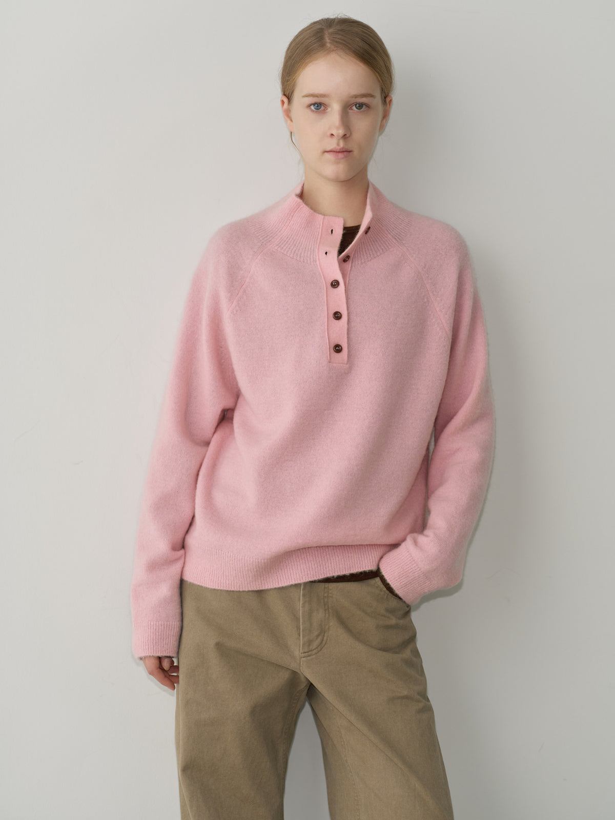 High-neck button knit_pink