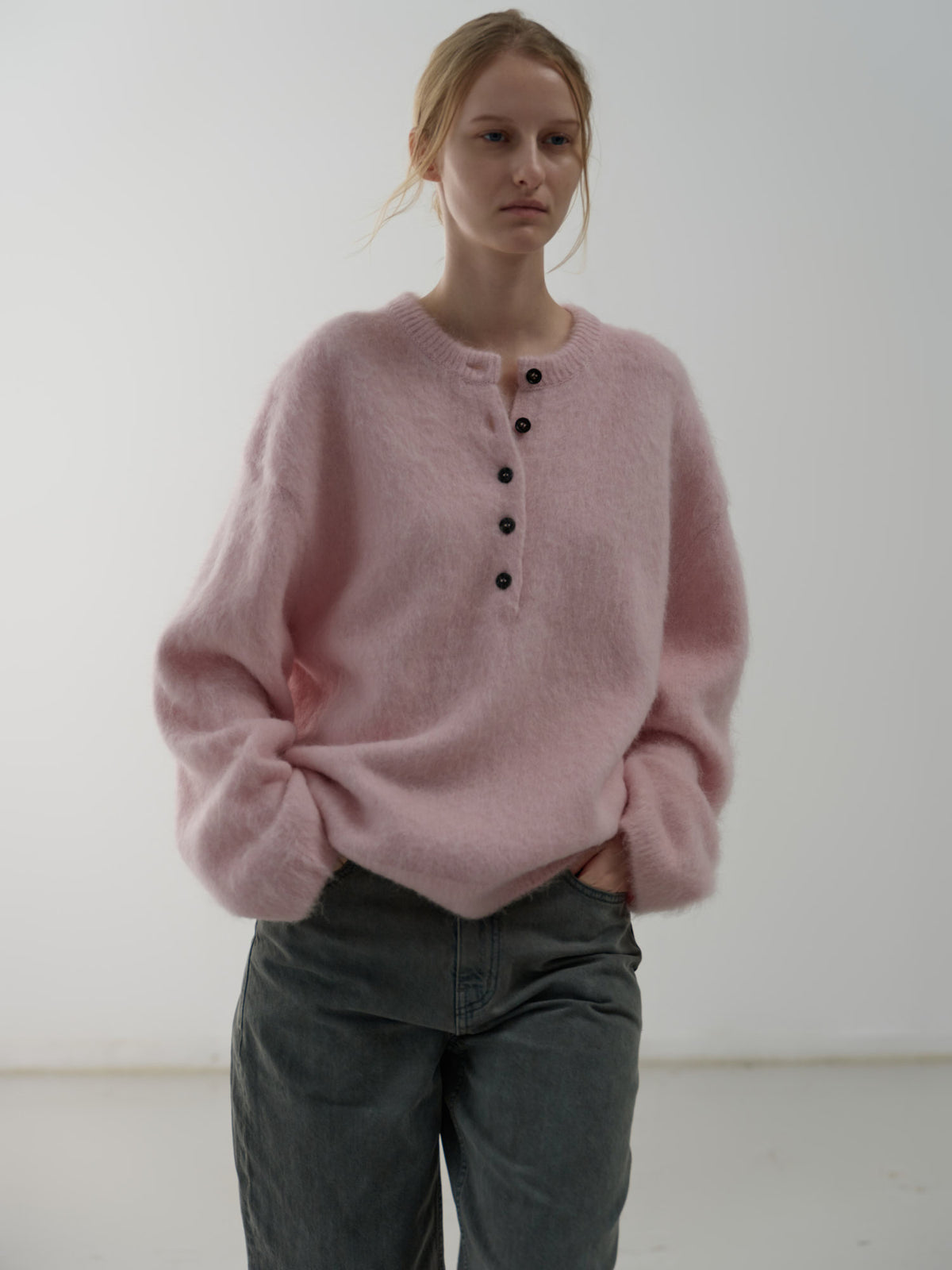 Alpaca Henley Neck Sweater_pink