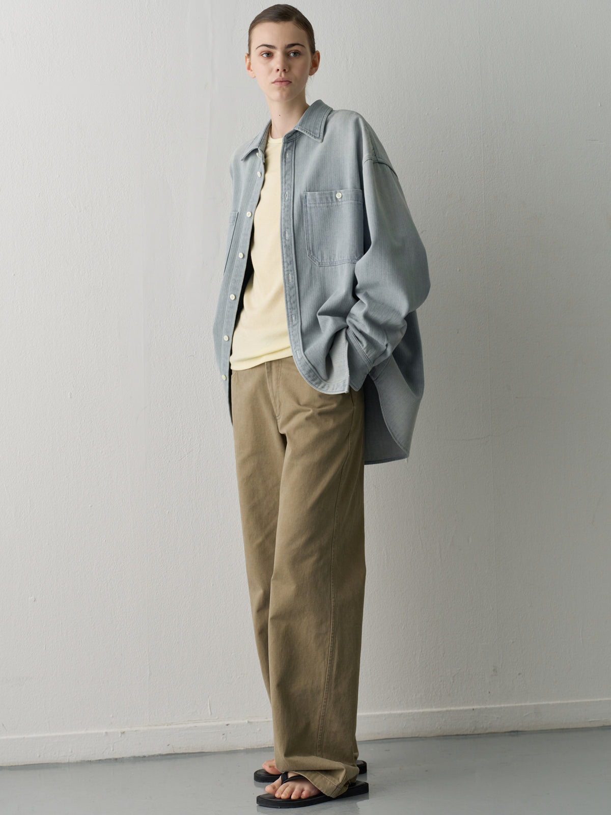 Out-Pocket Denim Shirt_light indigo