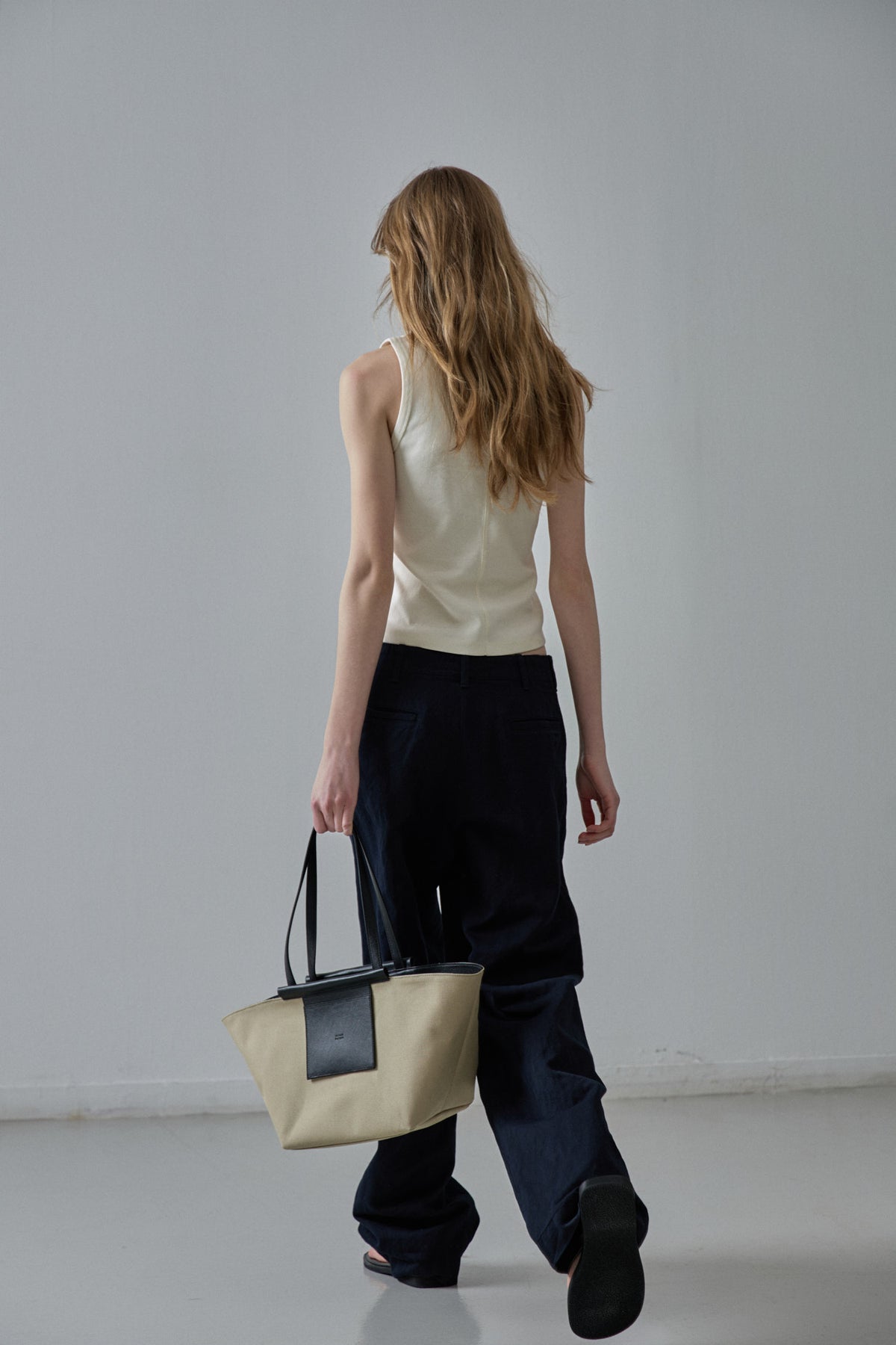 Sally Bag_dust