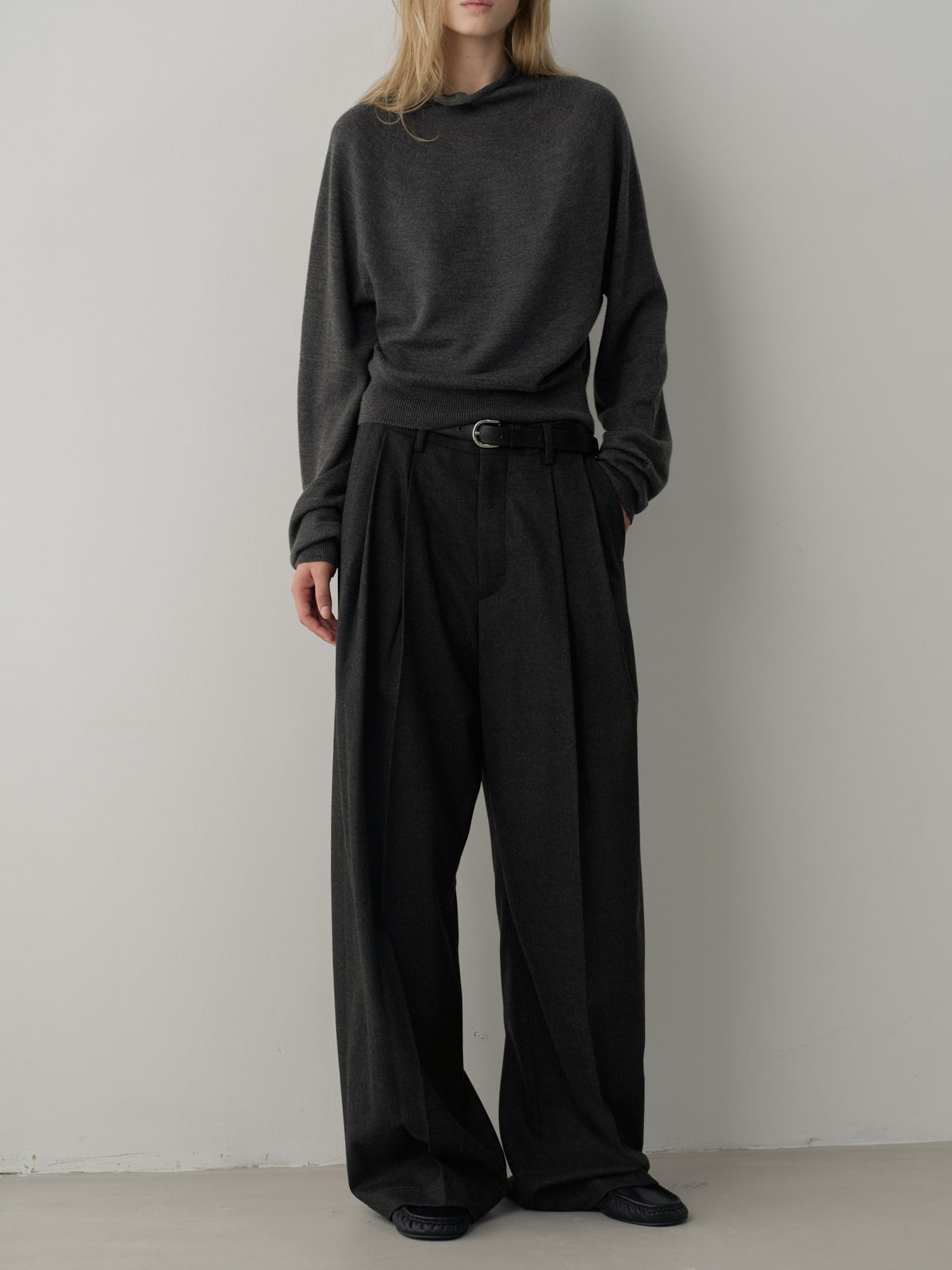 [11/25 Pre-order] Merino Wool Mock Neck Knit_charcoal