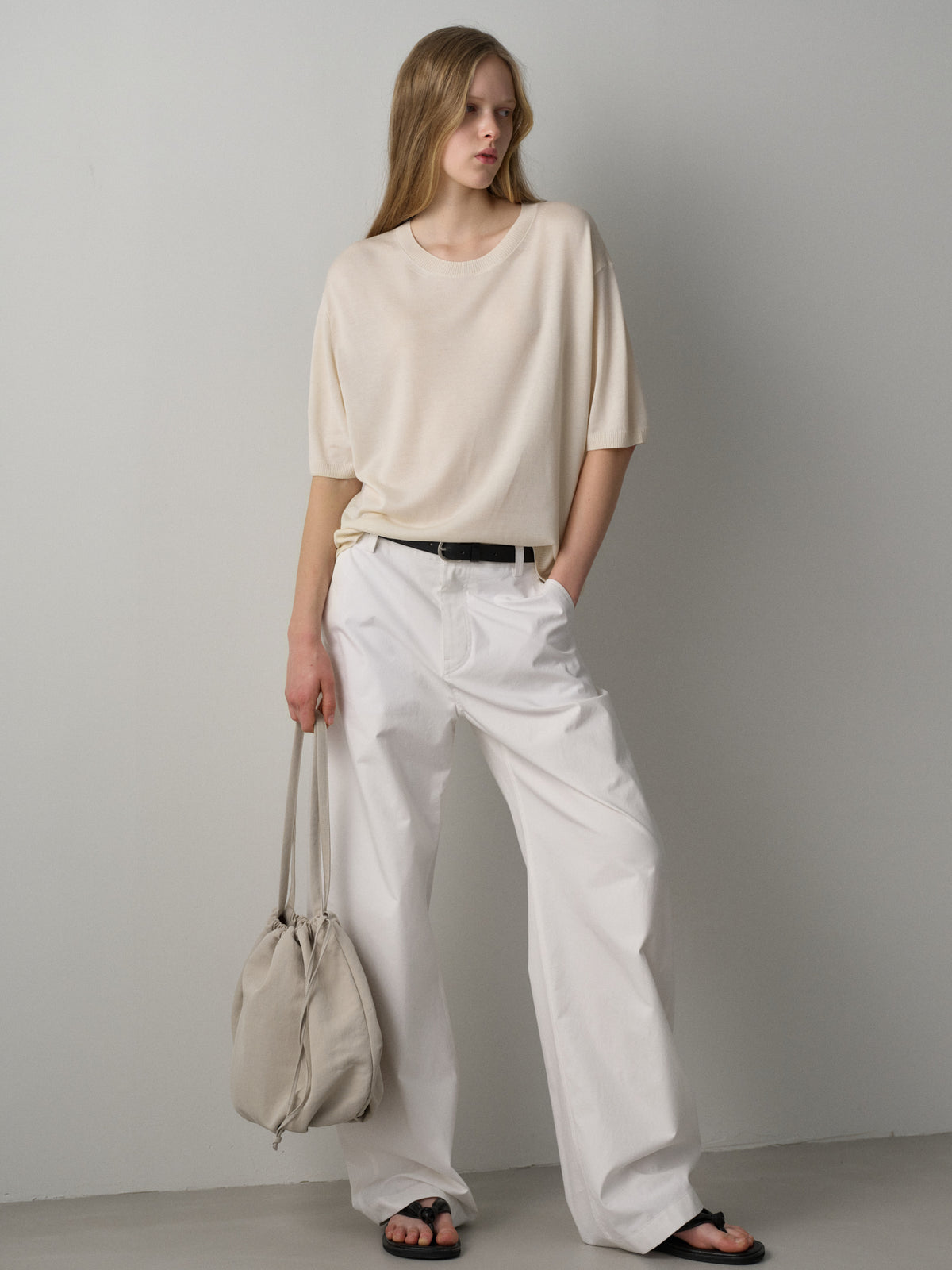 Round Curved Pants_white