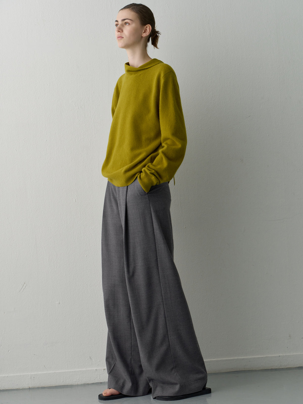 Cashmere Scarf Sweater_olive