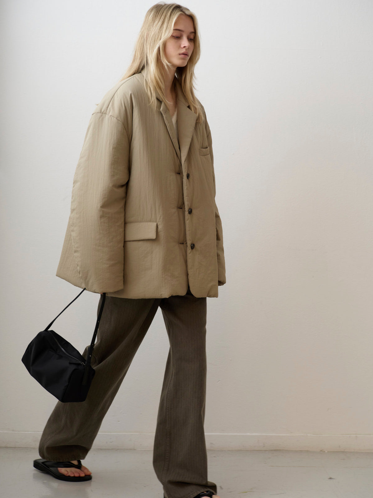 Padded Curved-Sleeve Blazer_mocha