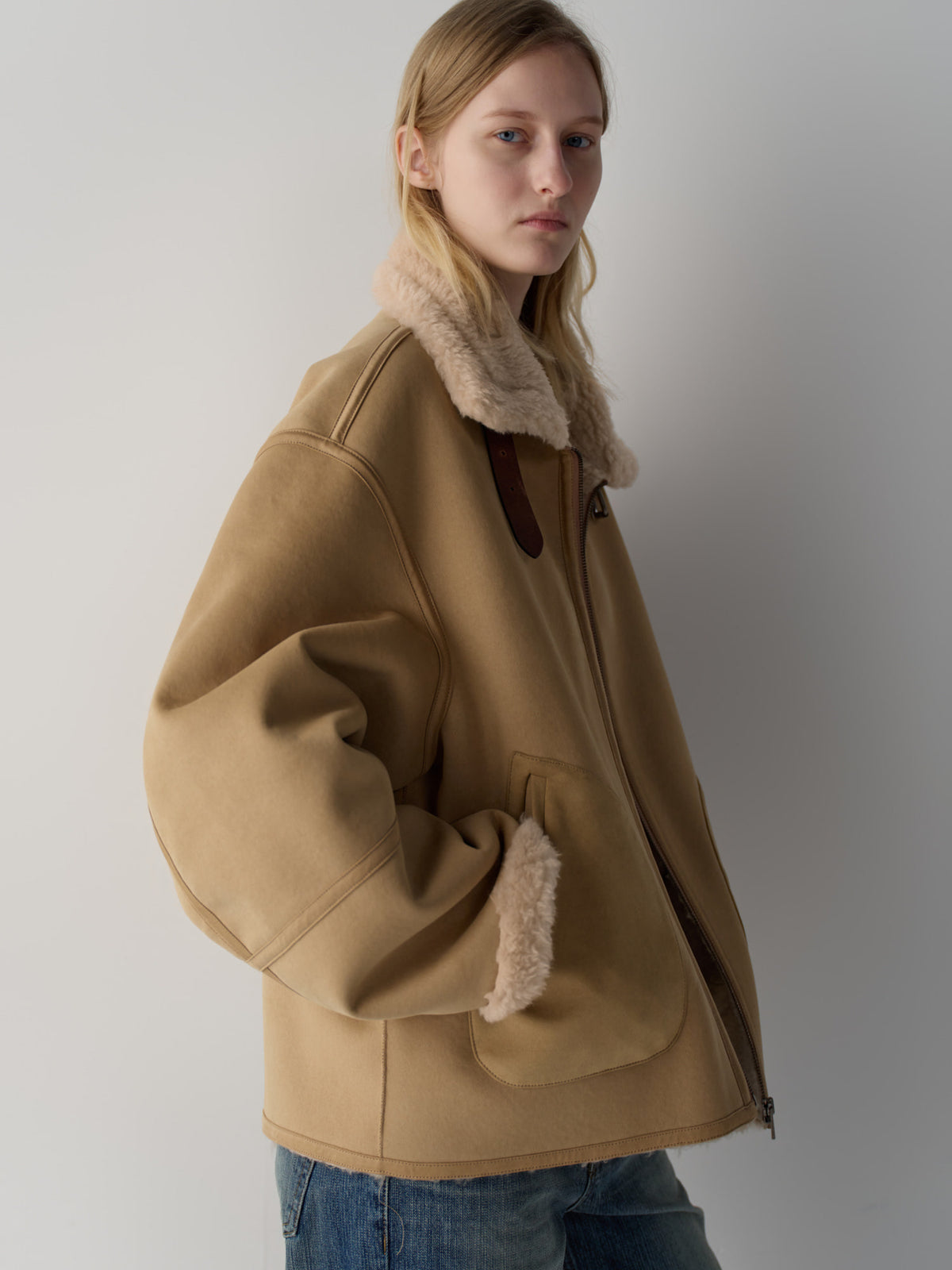 Lambswool Suede Mustang_beige