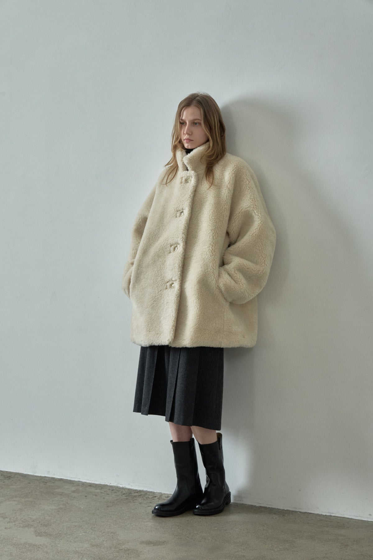 Classic Pleated Skirt_charcoal