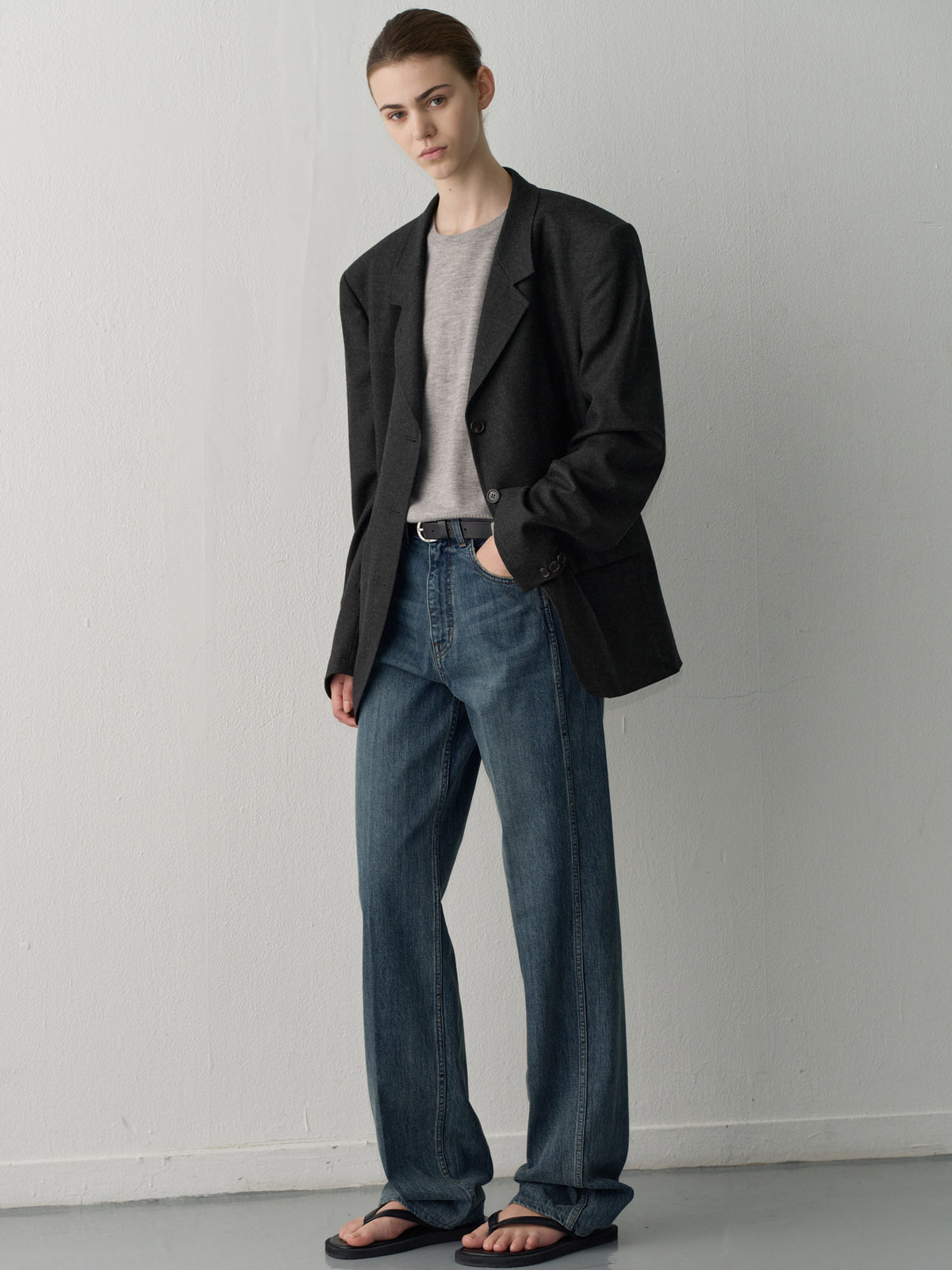 Timeless 3-Button Jacket_dark charcoal
