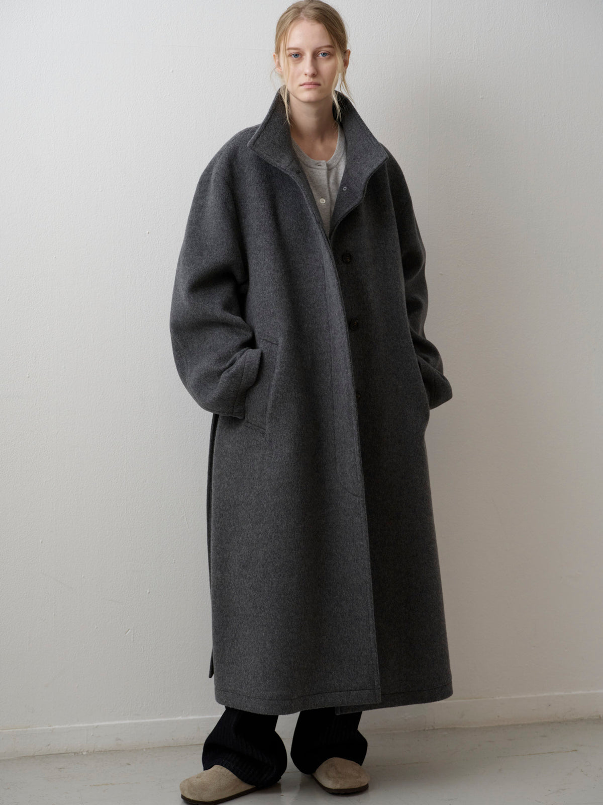 Cashmere High-neck Coat_charcoal