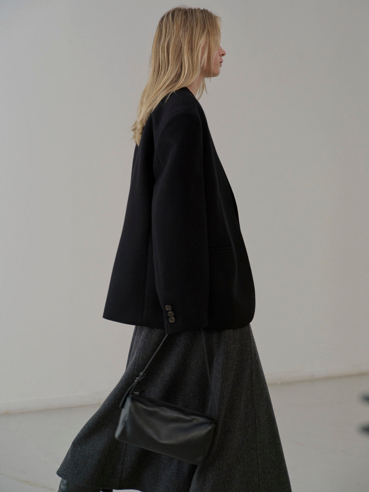 Minimal Collarless Jacket_black