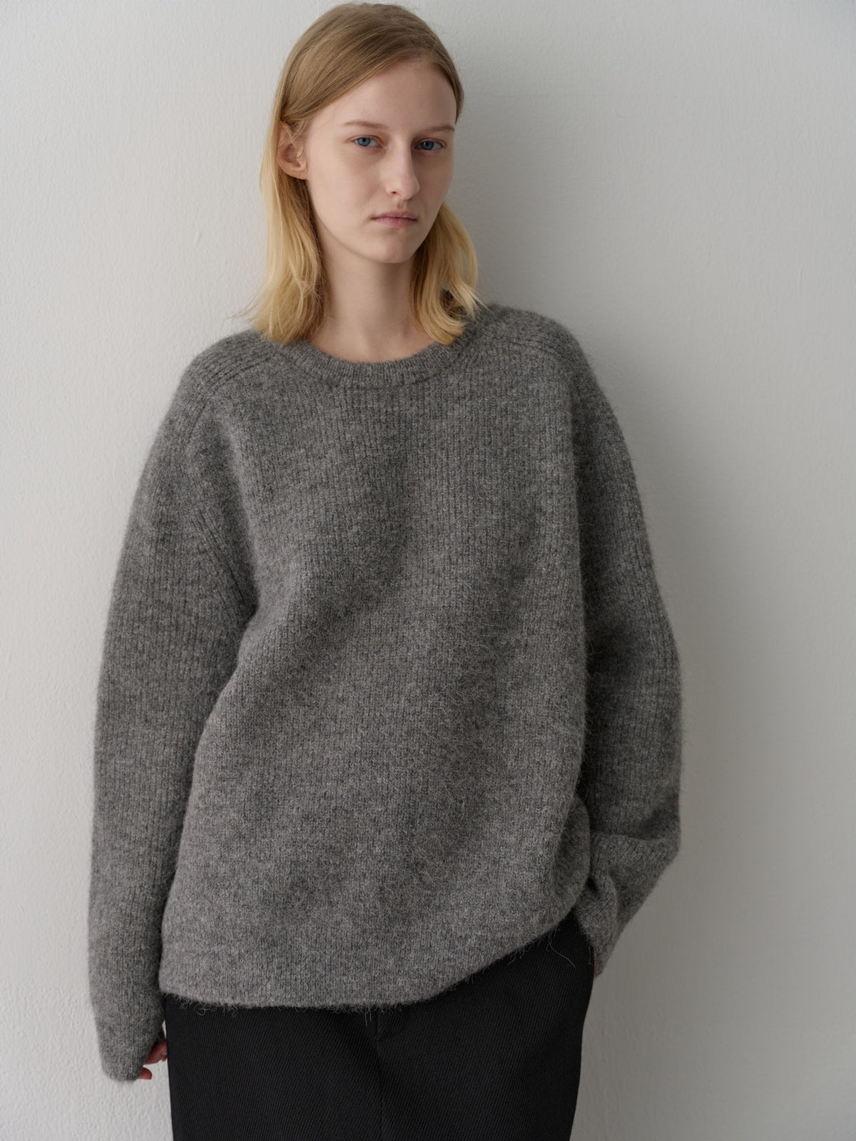 Alpaca Pullover Sweater_charcoal