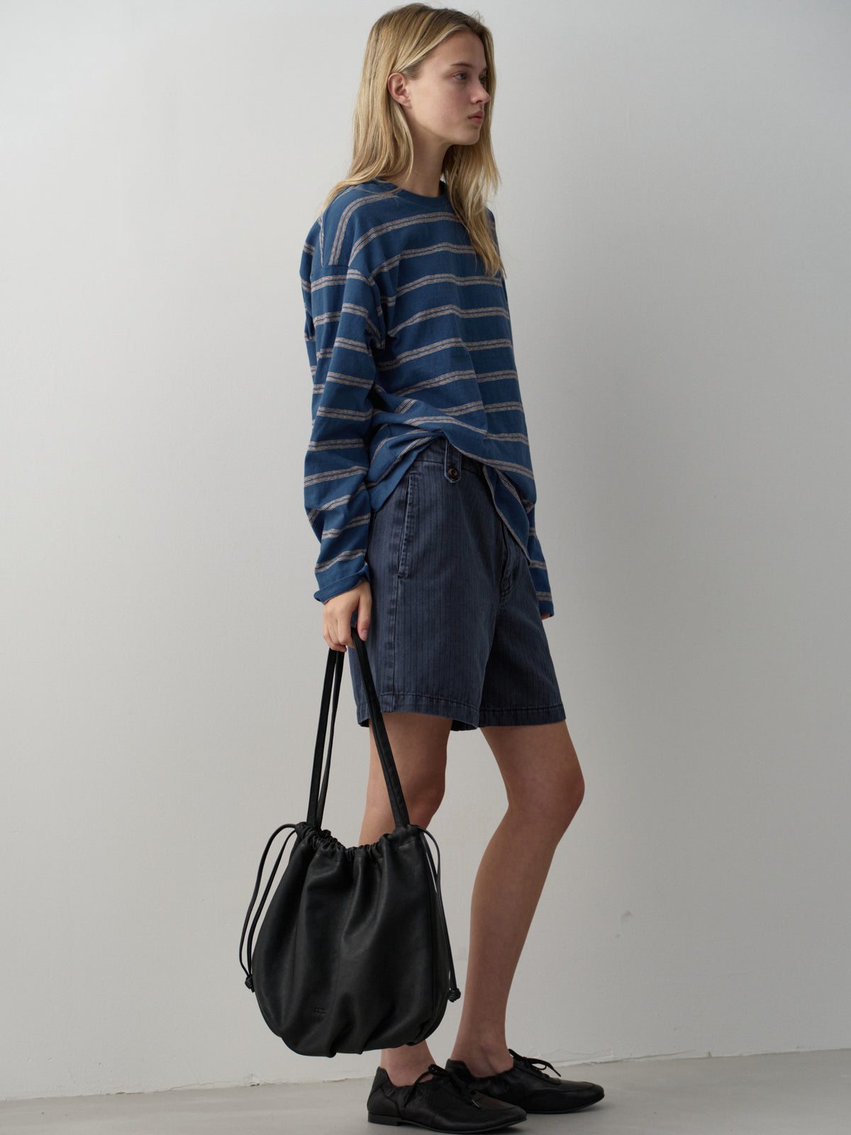 Leather Pull Bag_black
