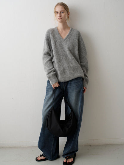 Alpaca V-Neck Sweater_grey
