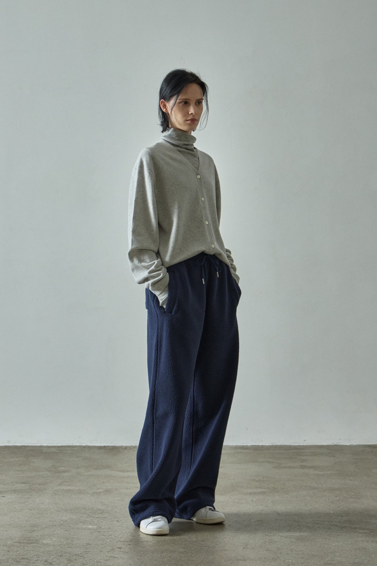 [11/11 Pre-order] Cashmere V-neck Cardigan_light grey