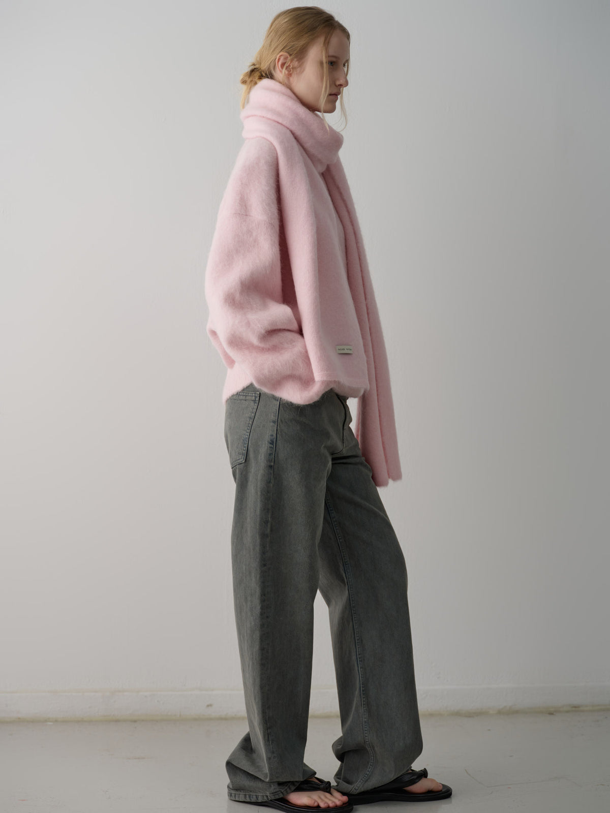 Alpaca Henley Neck Sweater_pink