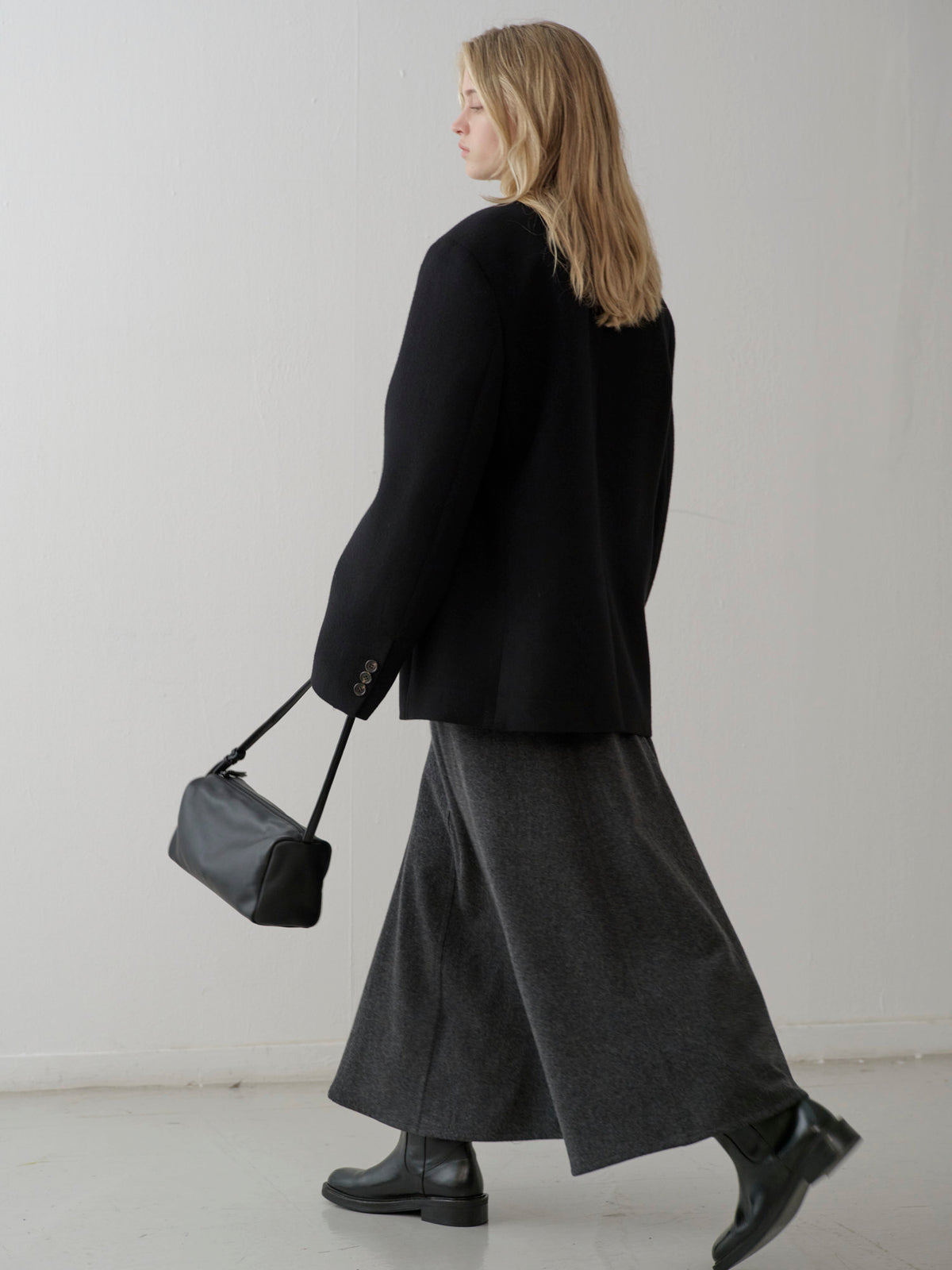 Minimal Collarless Jacket_black