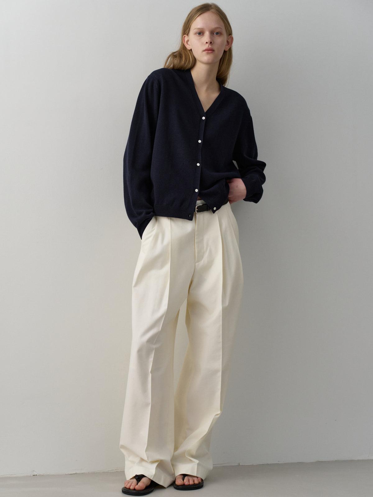 Cotton Two-Tuck Wide Pants_off white