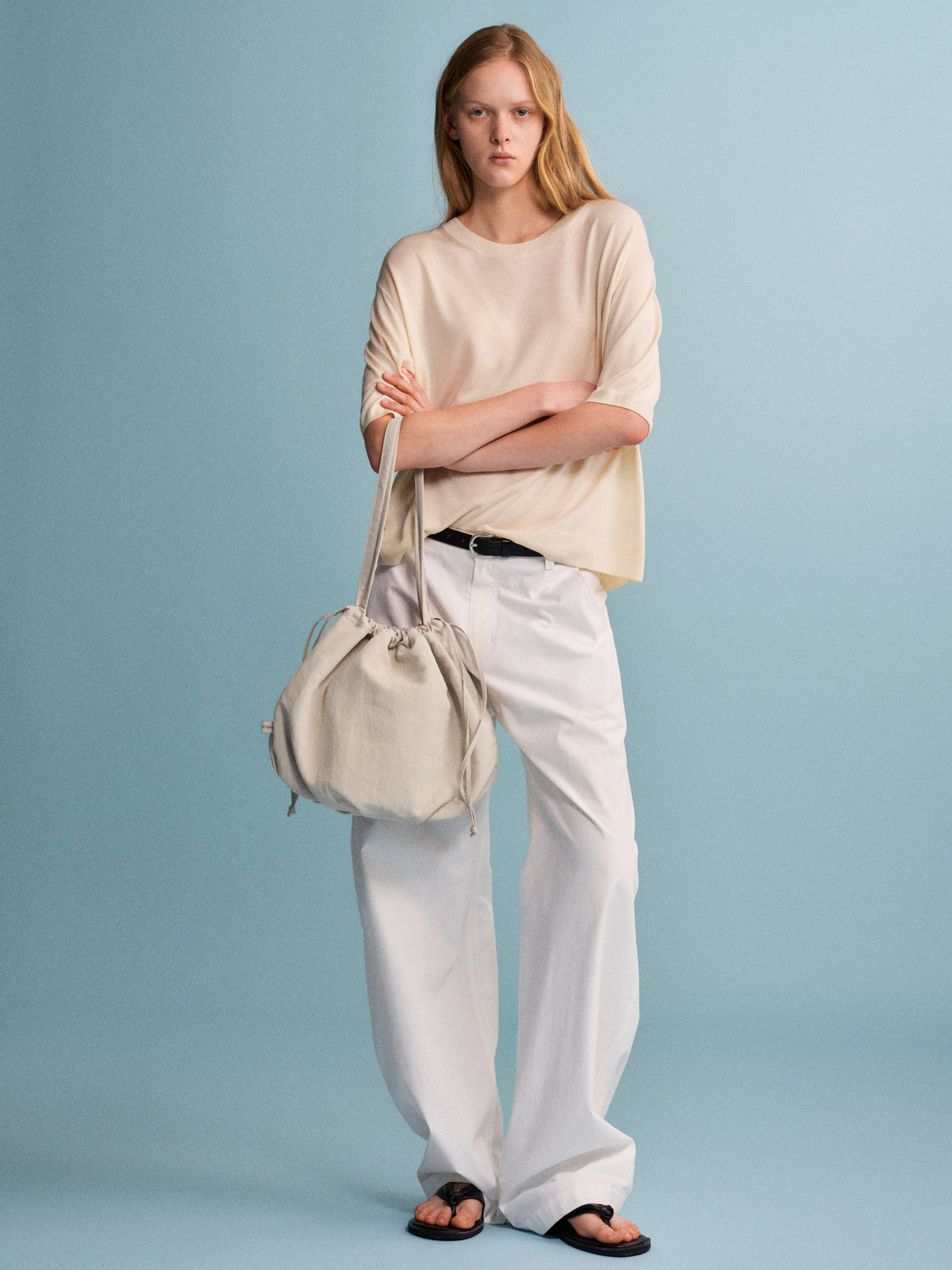 Round Curved Pants_white