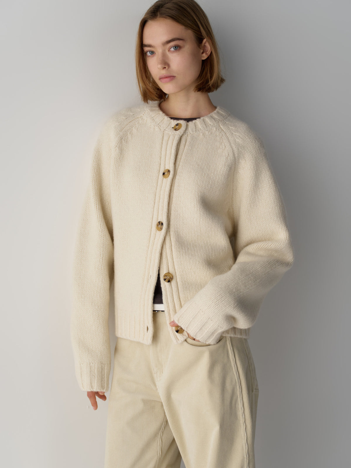 Essential Raglan Cardigan_ivory