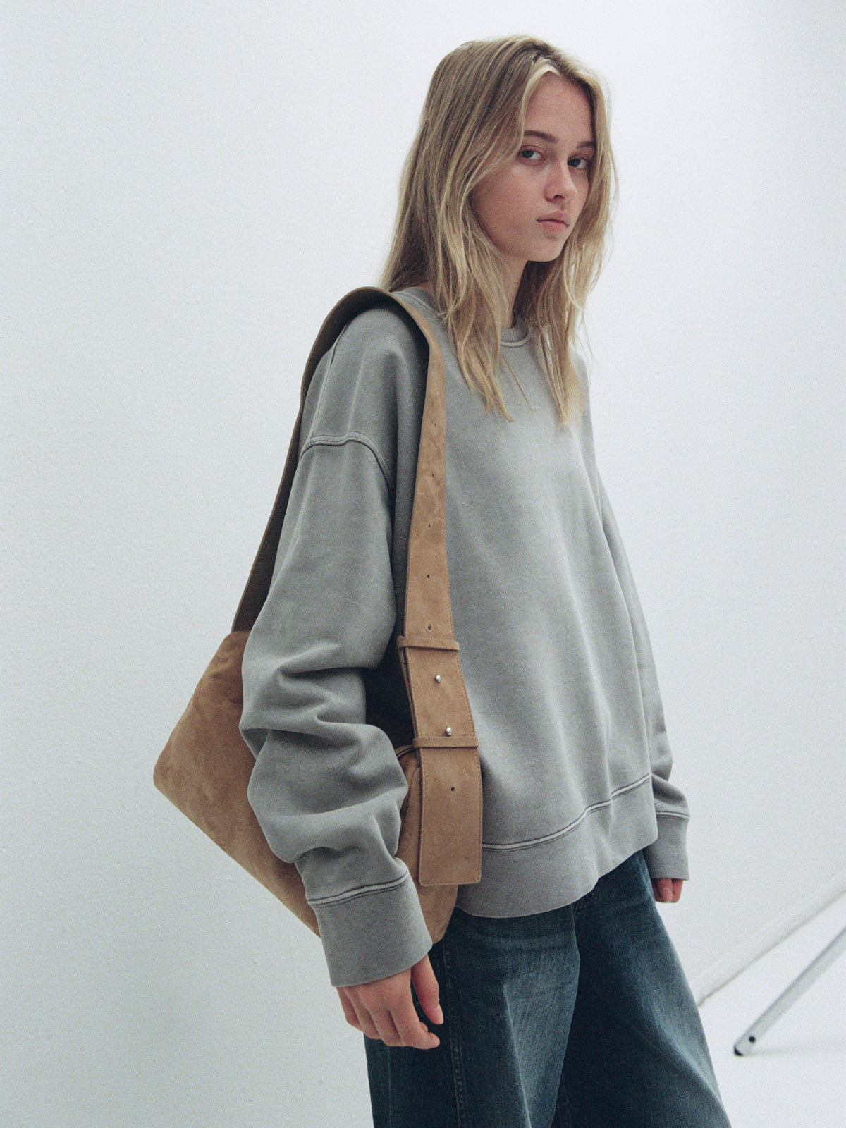 Oversized Fit Pigment Sweatshirt_grey