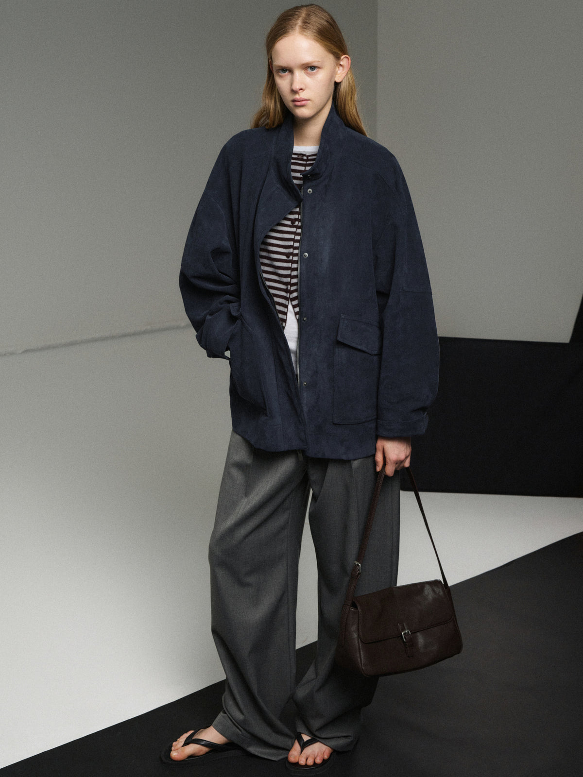 [11/25 Pre-order] High-Neck Suede Jacket_Navy