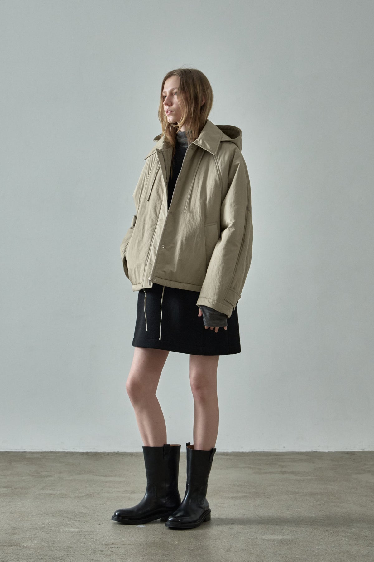 Minimal Hooded Padded Jacket_beige