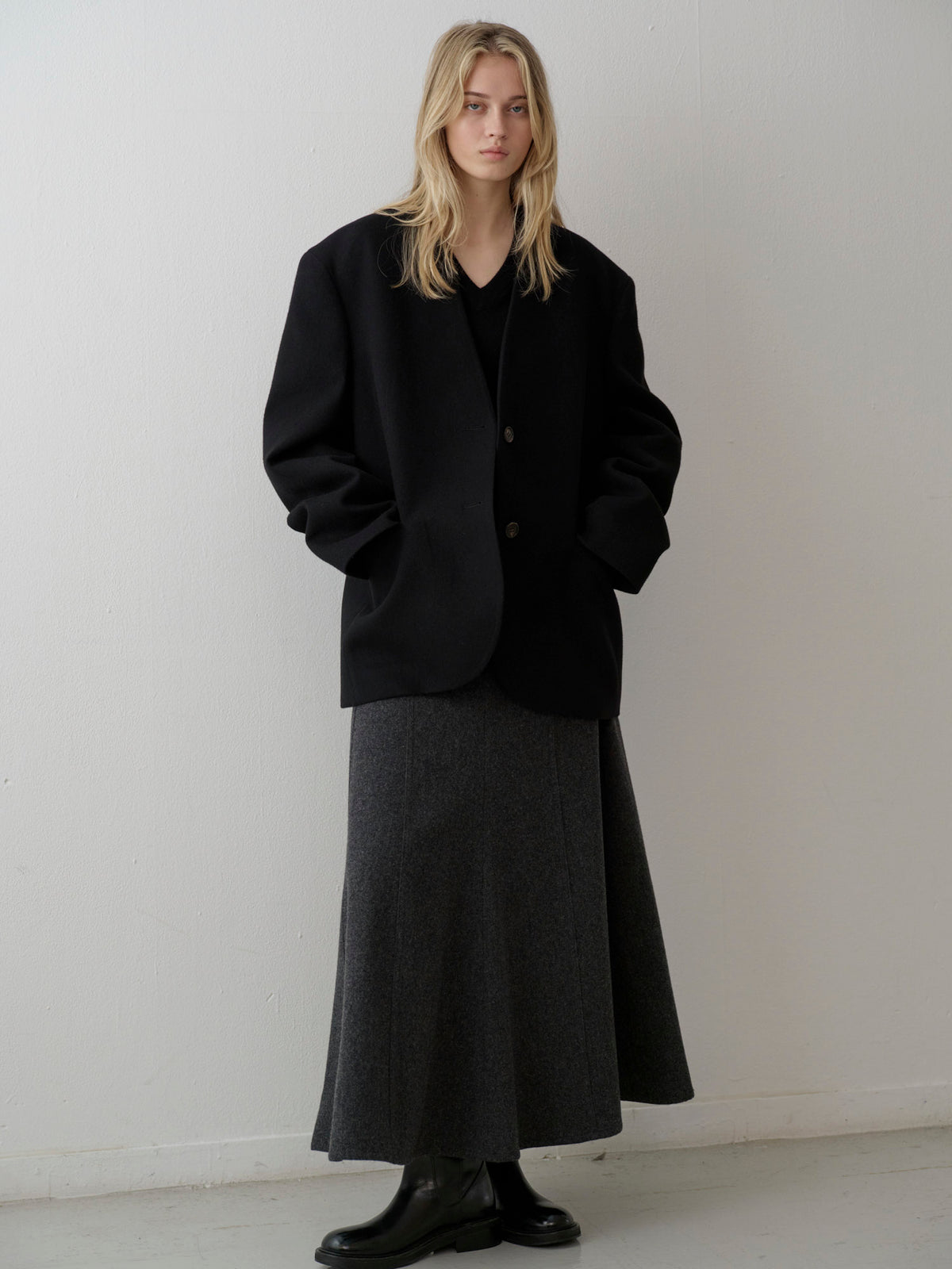 Minimal Collarless Jacket_black