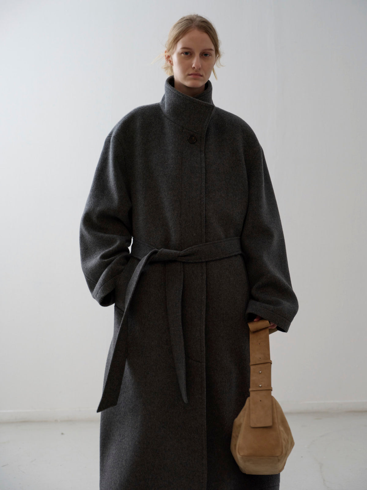 Cashmere High-neck Coat_charcoal
