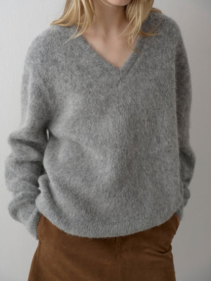 Alpaca V-Neck Sweater_grey