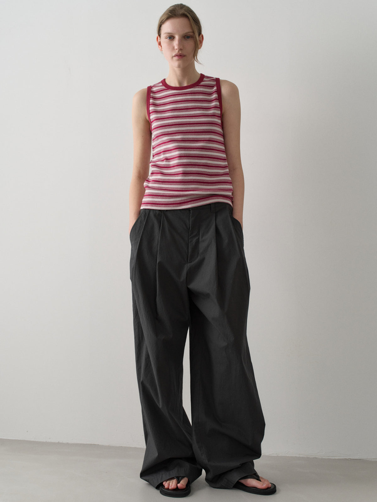 Vintage Cotton Two-Tuck Wide Pants_charcoal