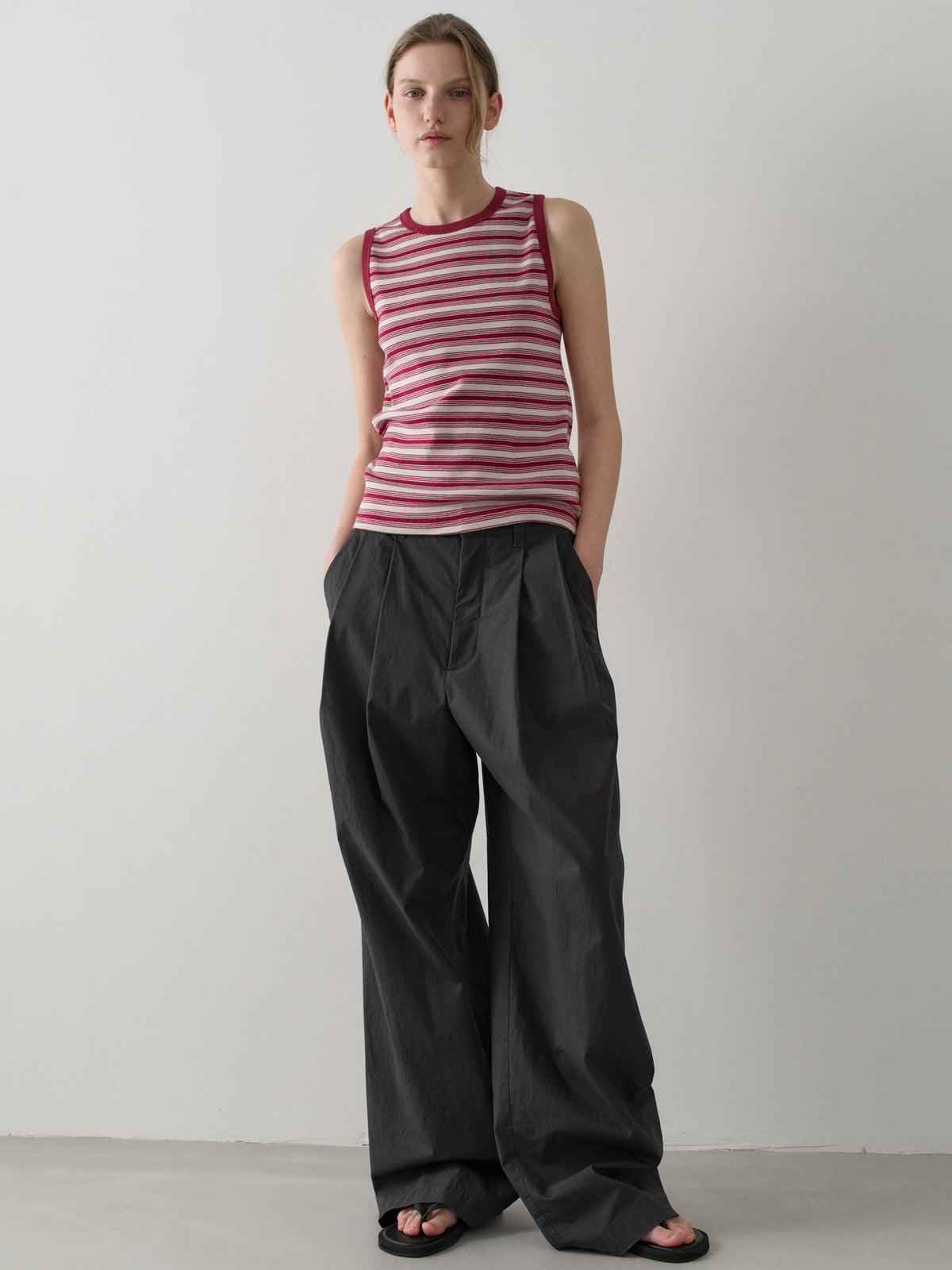 Vintage Cotton Two-Tuck Wide Pants_charcoal