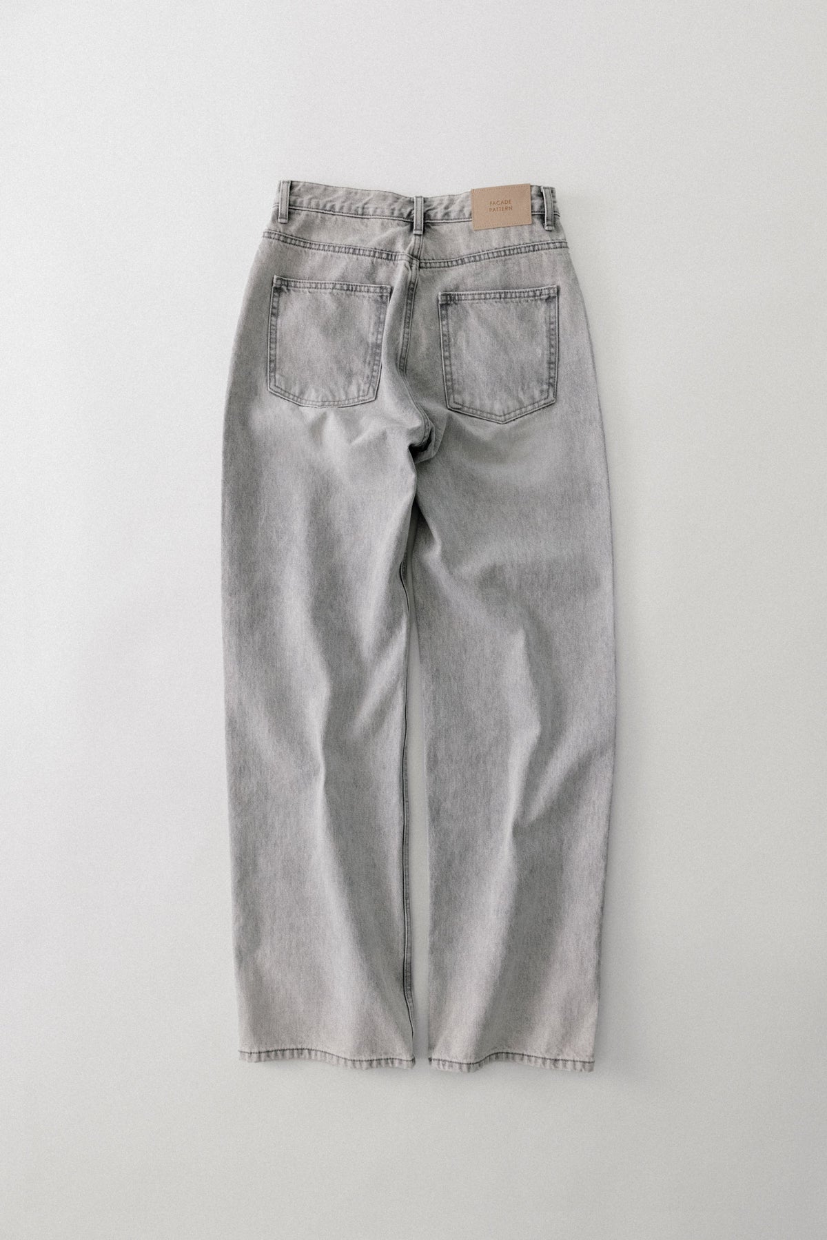 Classic Straight Jeans_light grey